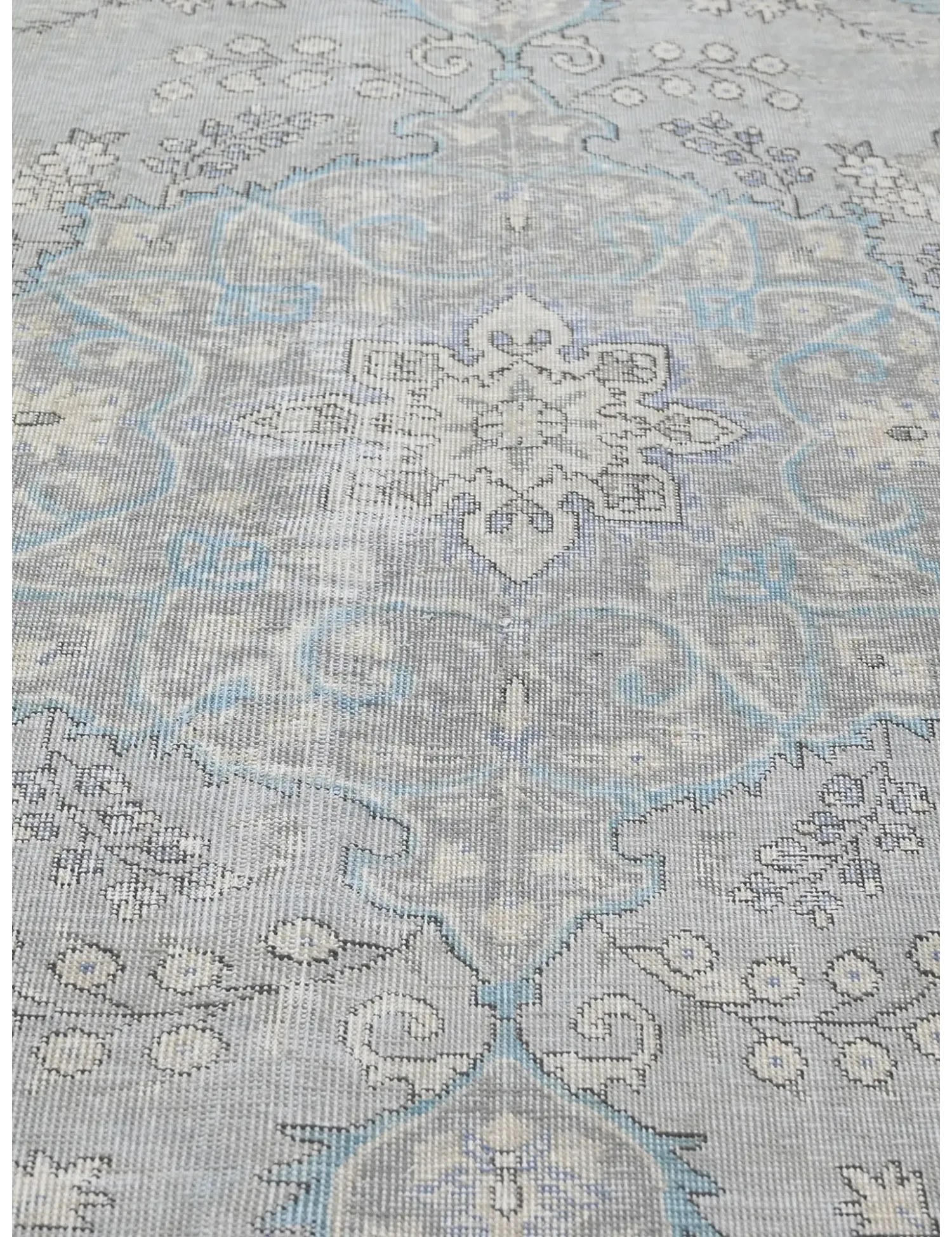Persian Vintage    <br/>288 x 201 cm