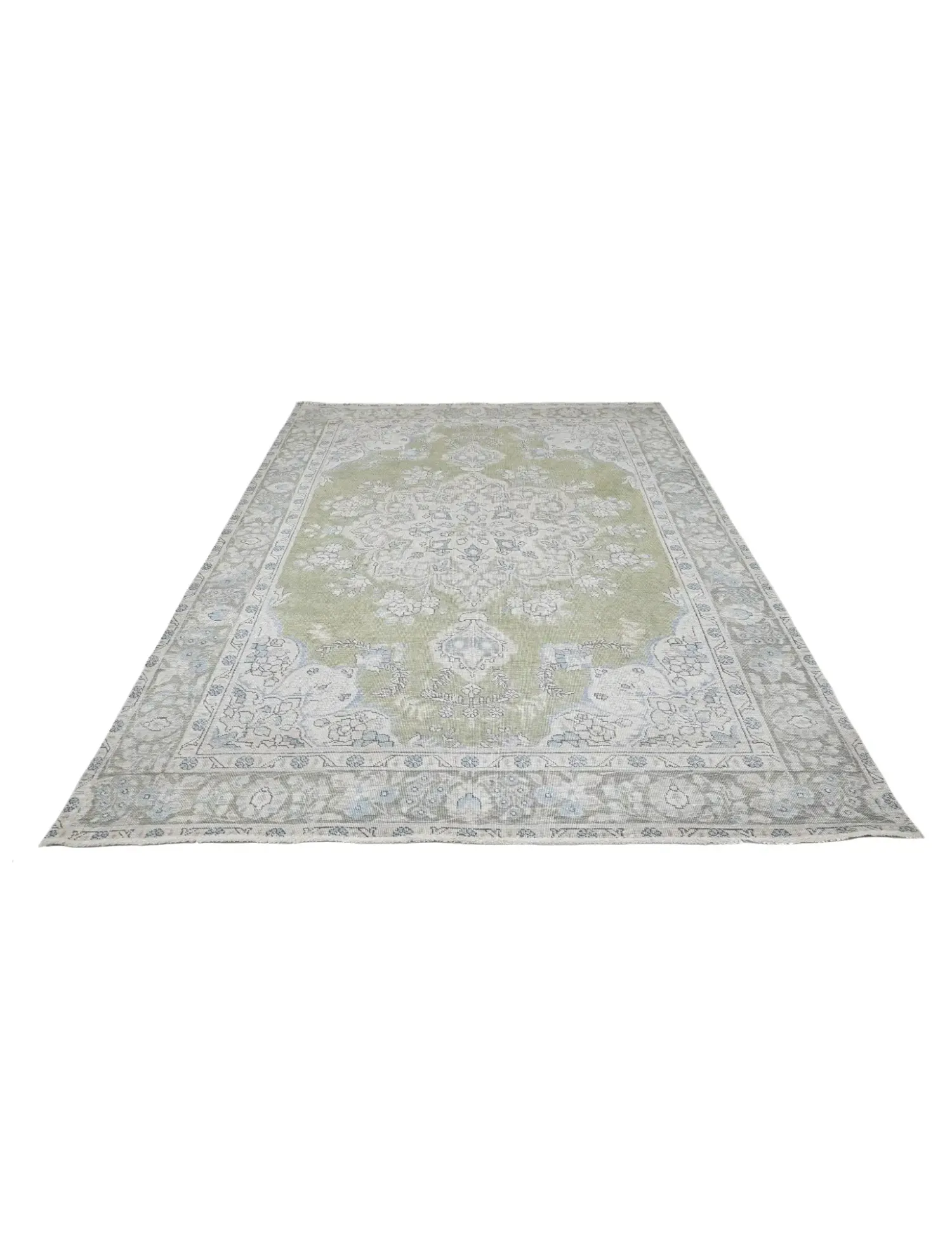Persian Vintage    <br/>275 x 199 cm