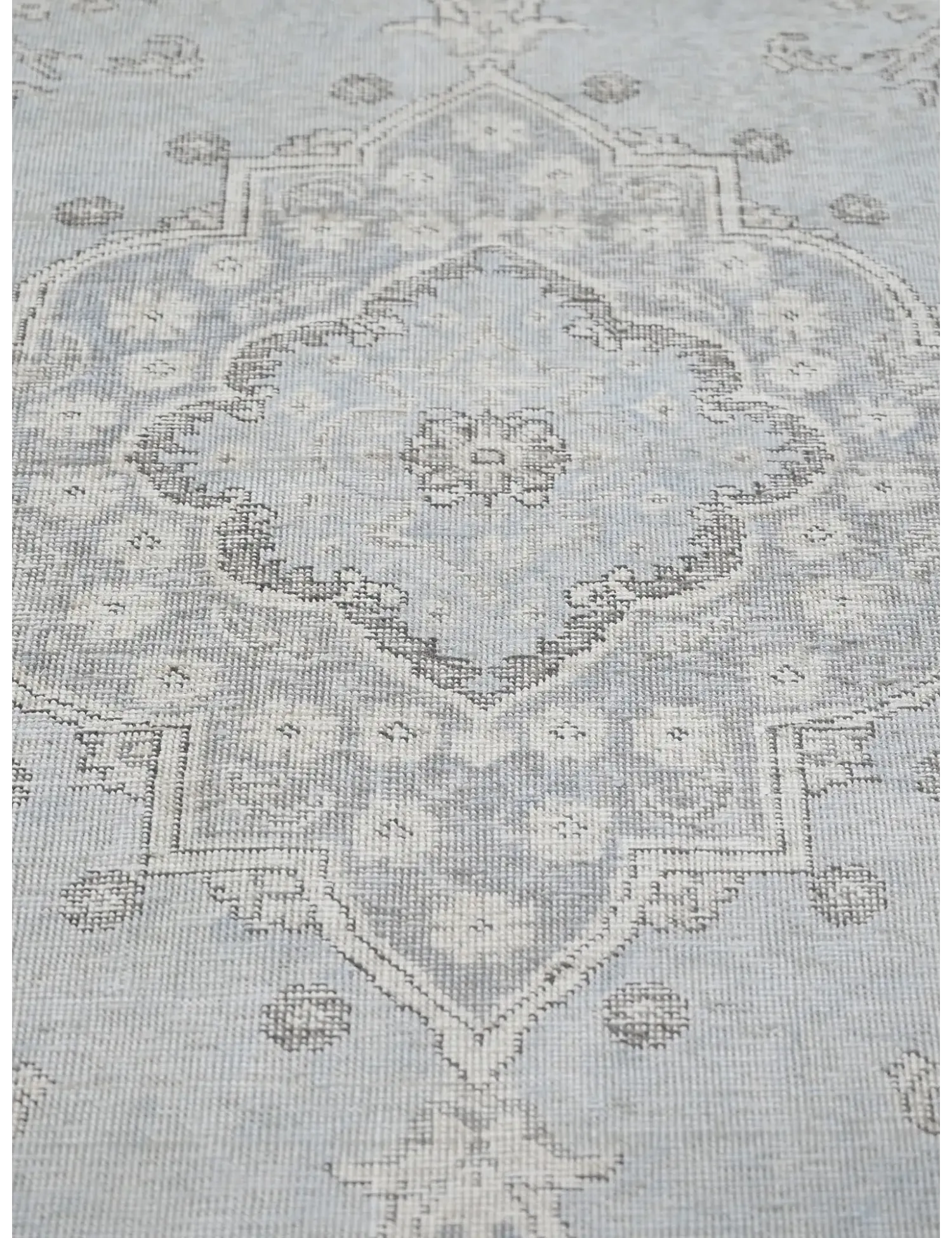 Persian Vintage    <br/>284 x 197 cm