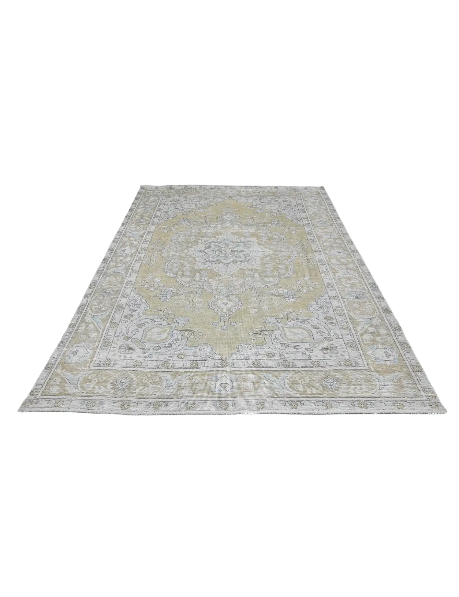 Persian Vintage    <br/>276 x 192 cm