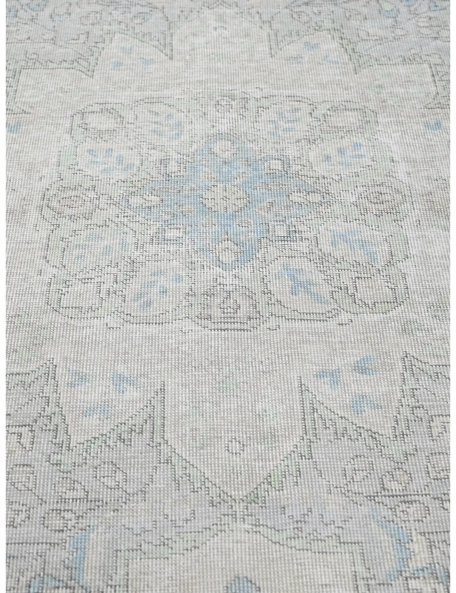 Persian Vintage    <br/>284 x 196 cm