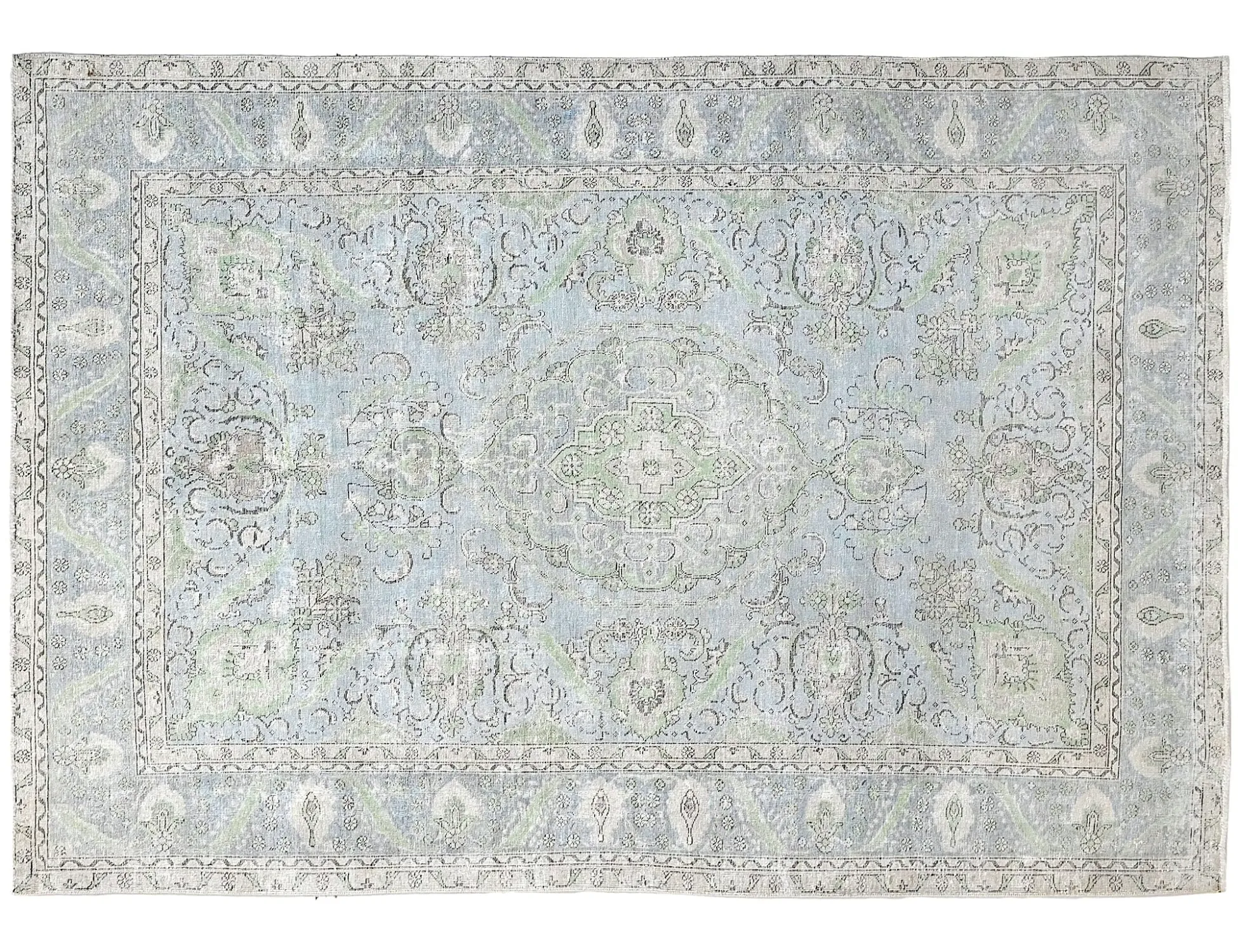 Persian Vintage    <br/>317 x 220 cm