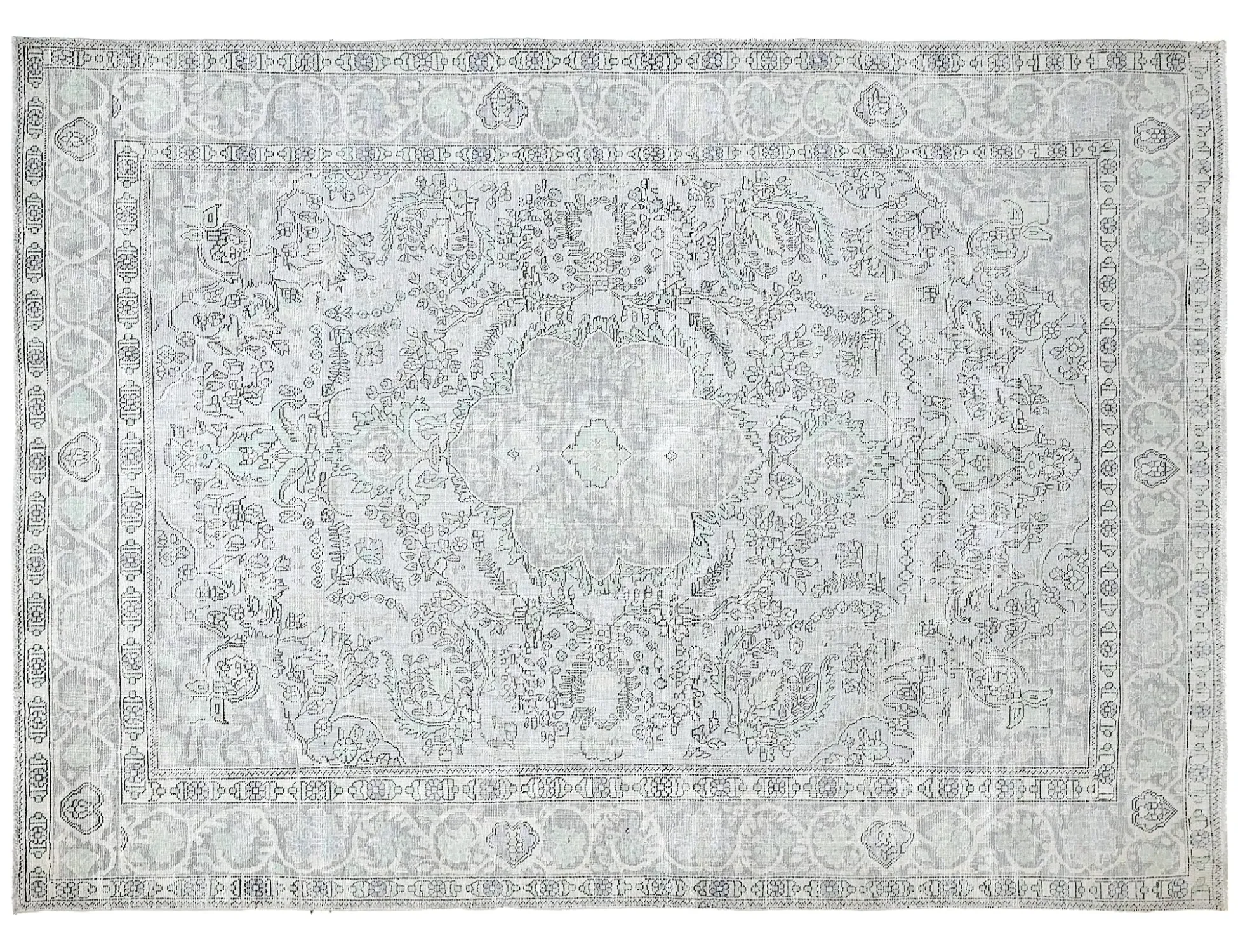Persian Vintage    <br/>335 x 239 cm