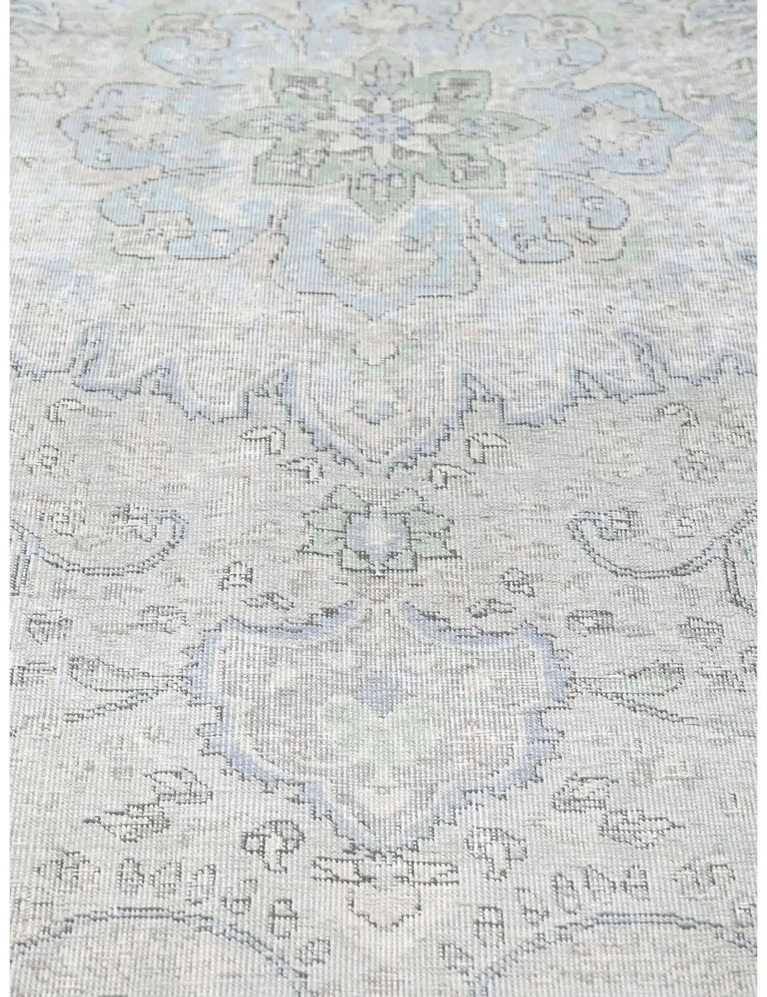 Persian Vintage    <br/>330 x 244 cm