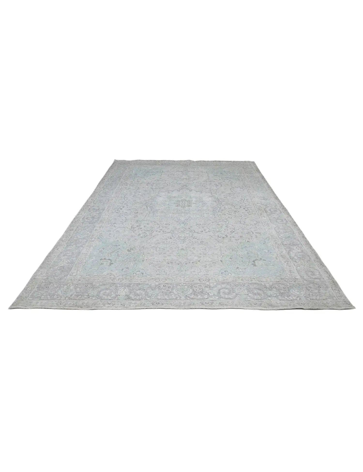 Persian Vintage    <br/>330 x 244 cm