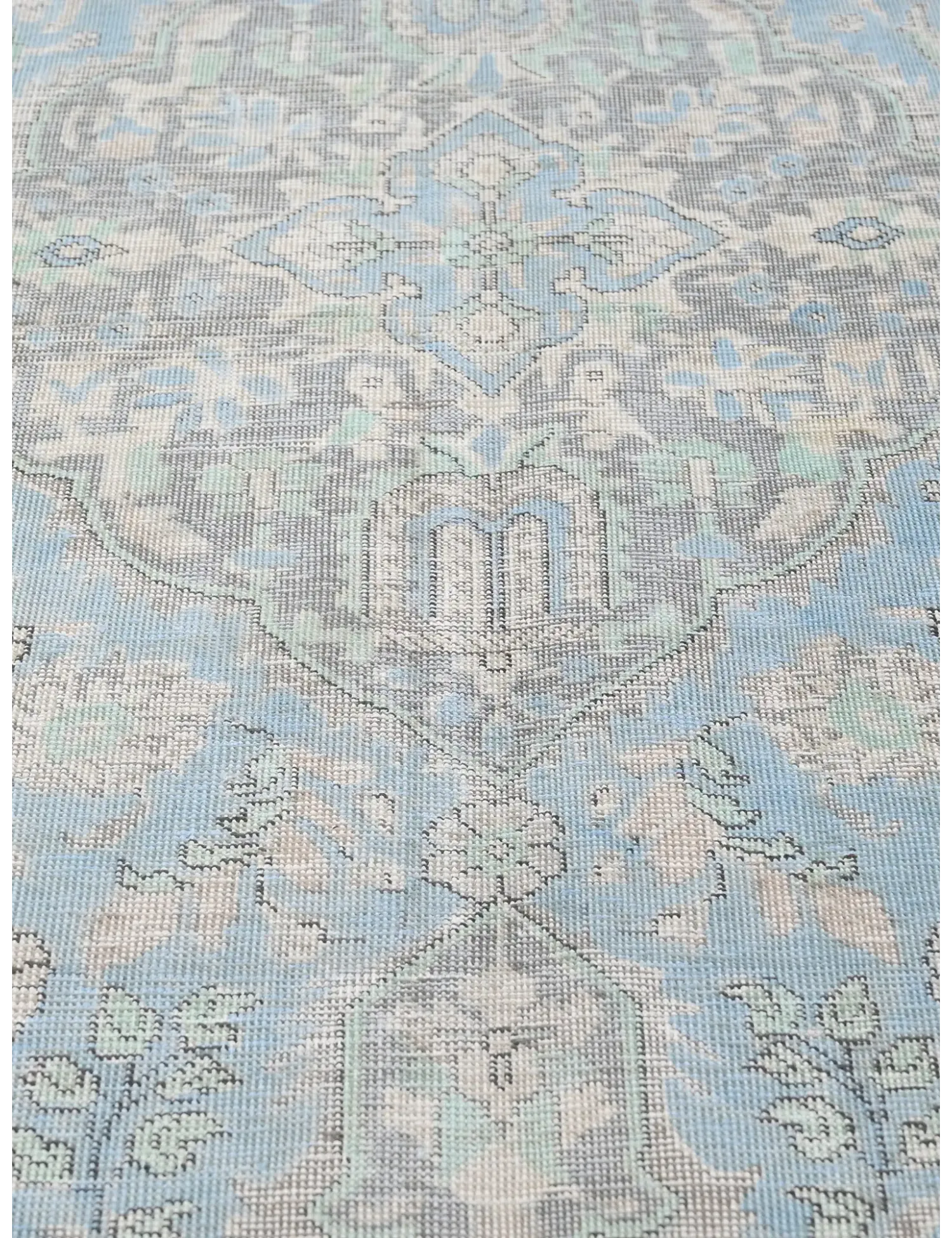 Persian Vintage    <br/>341 x 247 cm