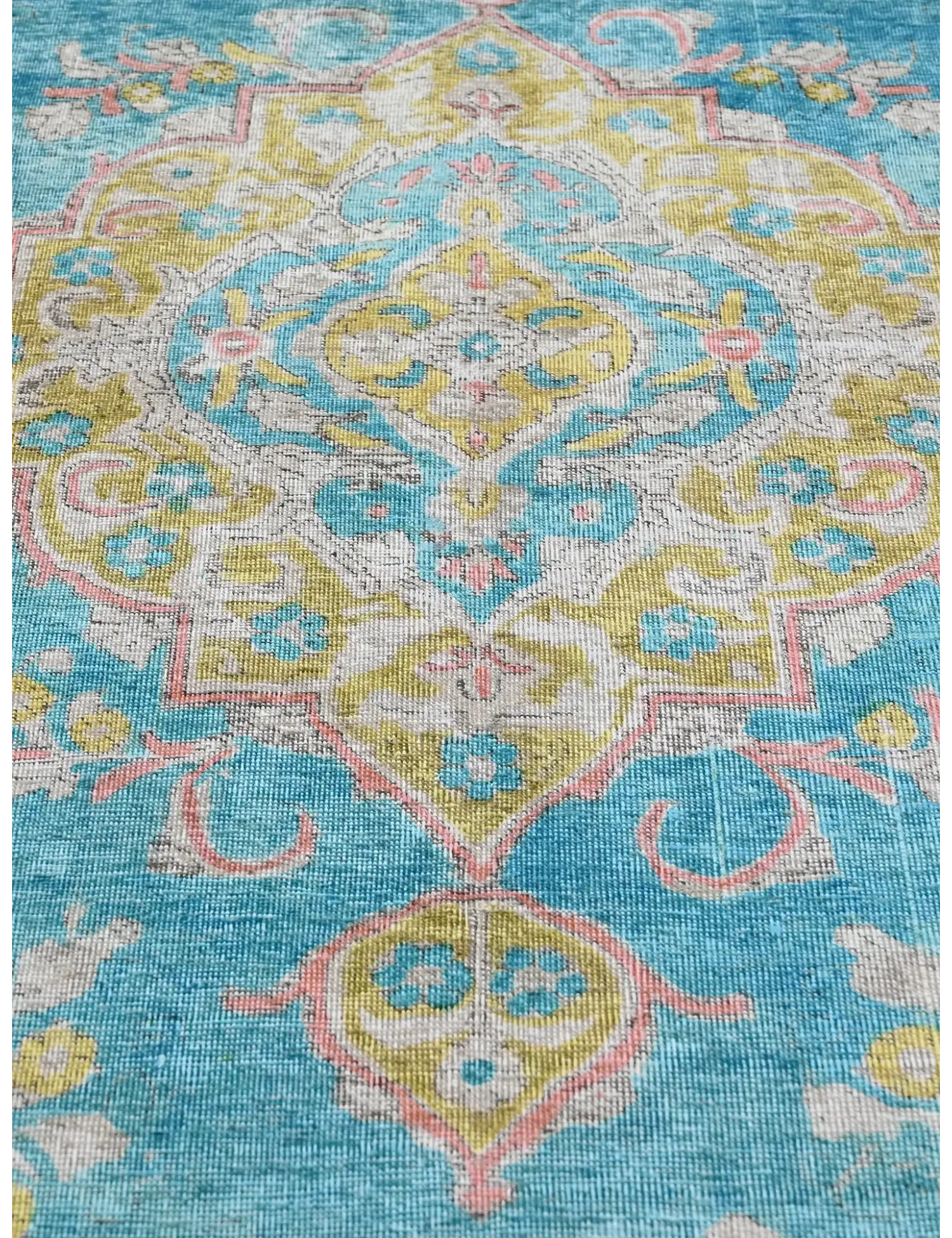 Persian Vintage    <br/>322 x 250 cm