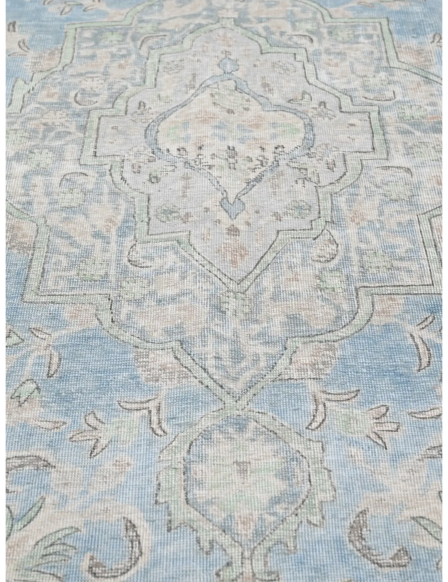 Persian Vintage    <br/>306 x 199 cm