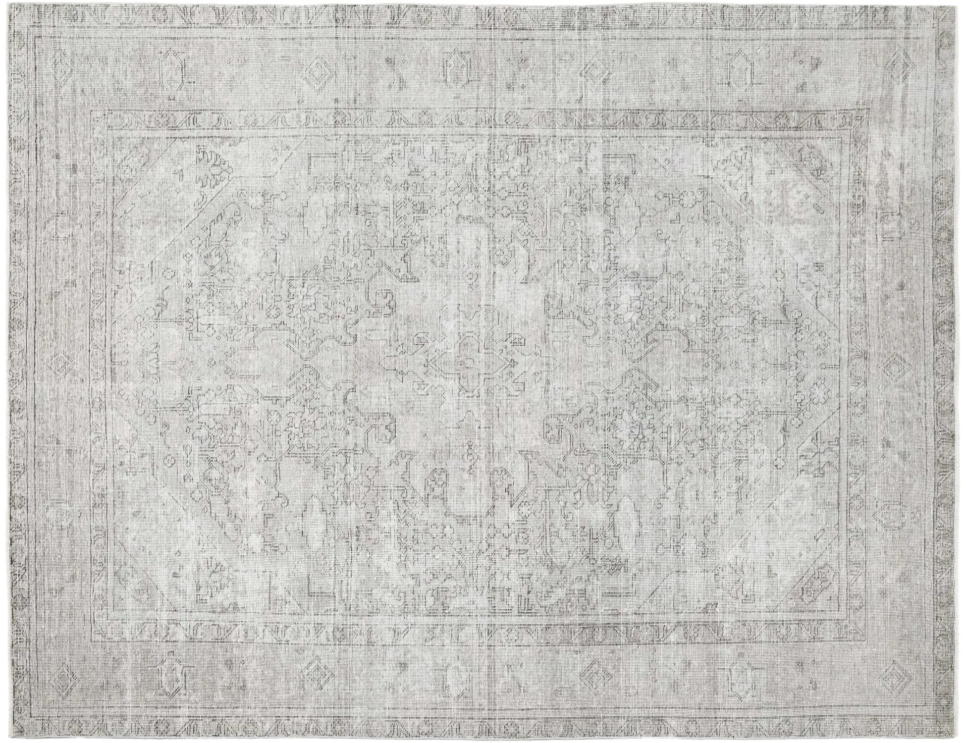 Persian Vintage    <br/>286 x 197 cm