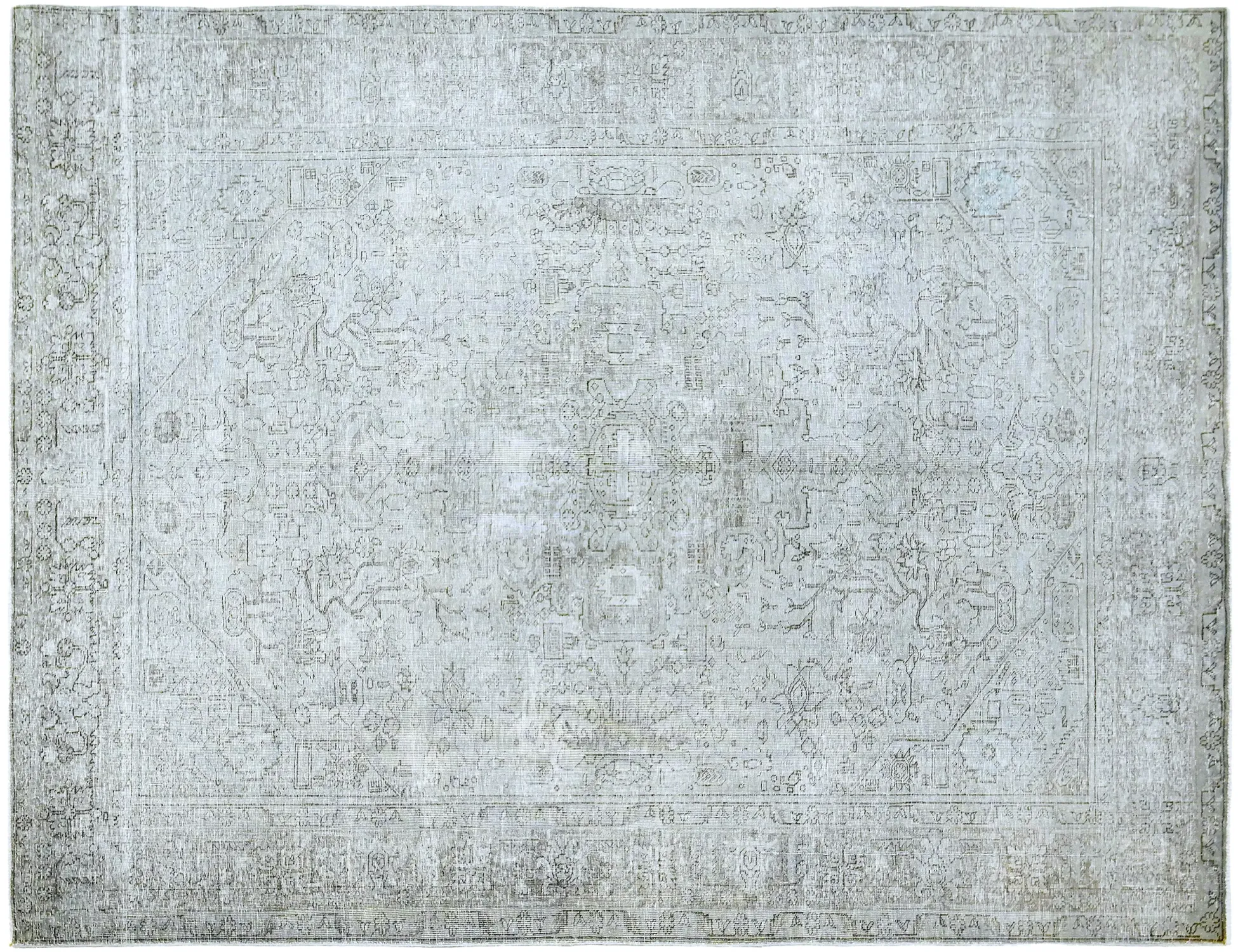 Persian Vintage    <br/>290 x 193 cm