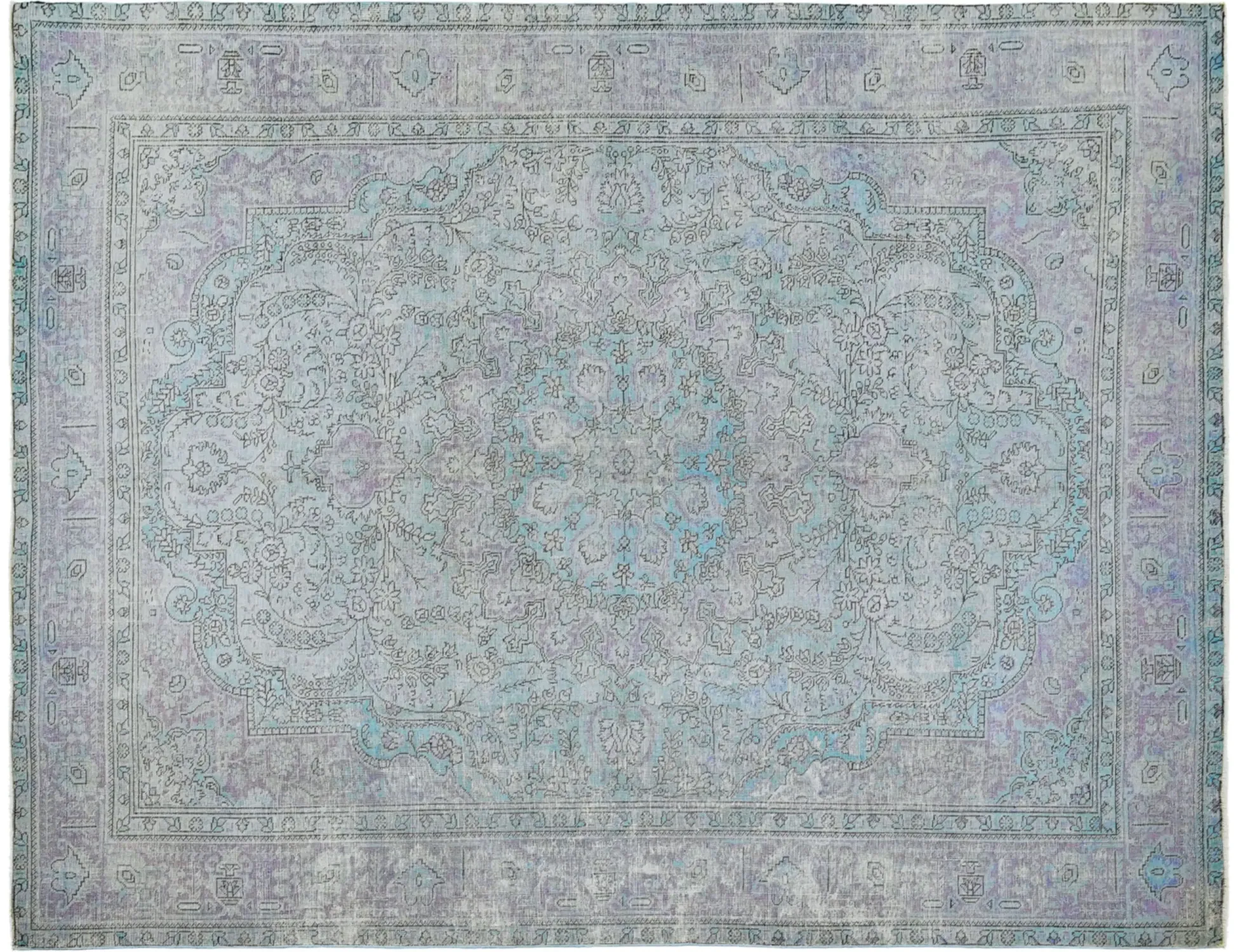 Persian Vintage    <br/>338 x 241 cm
