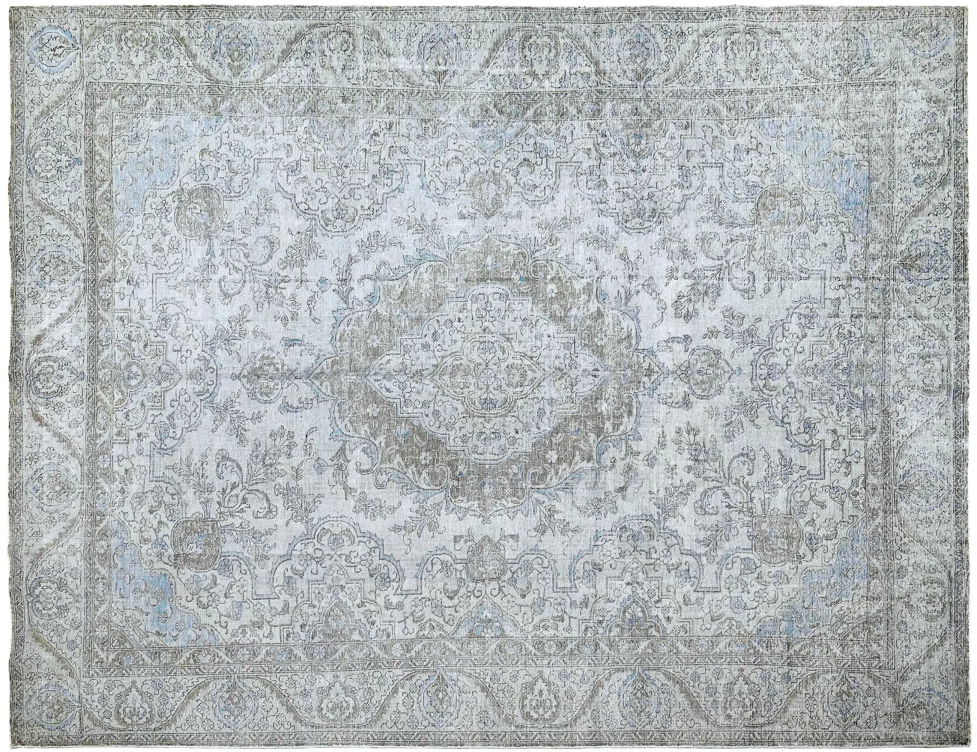 Persian Vintage    <br/>379 x 273 cm