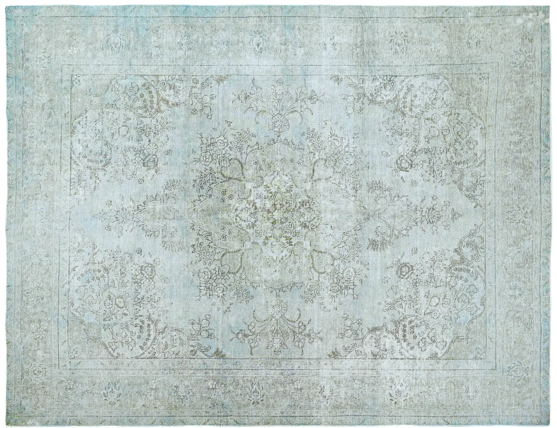 Persian Vintage    <br/>331 x 241 cm
