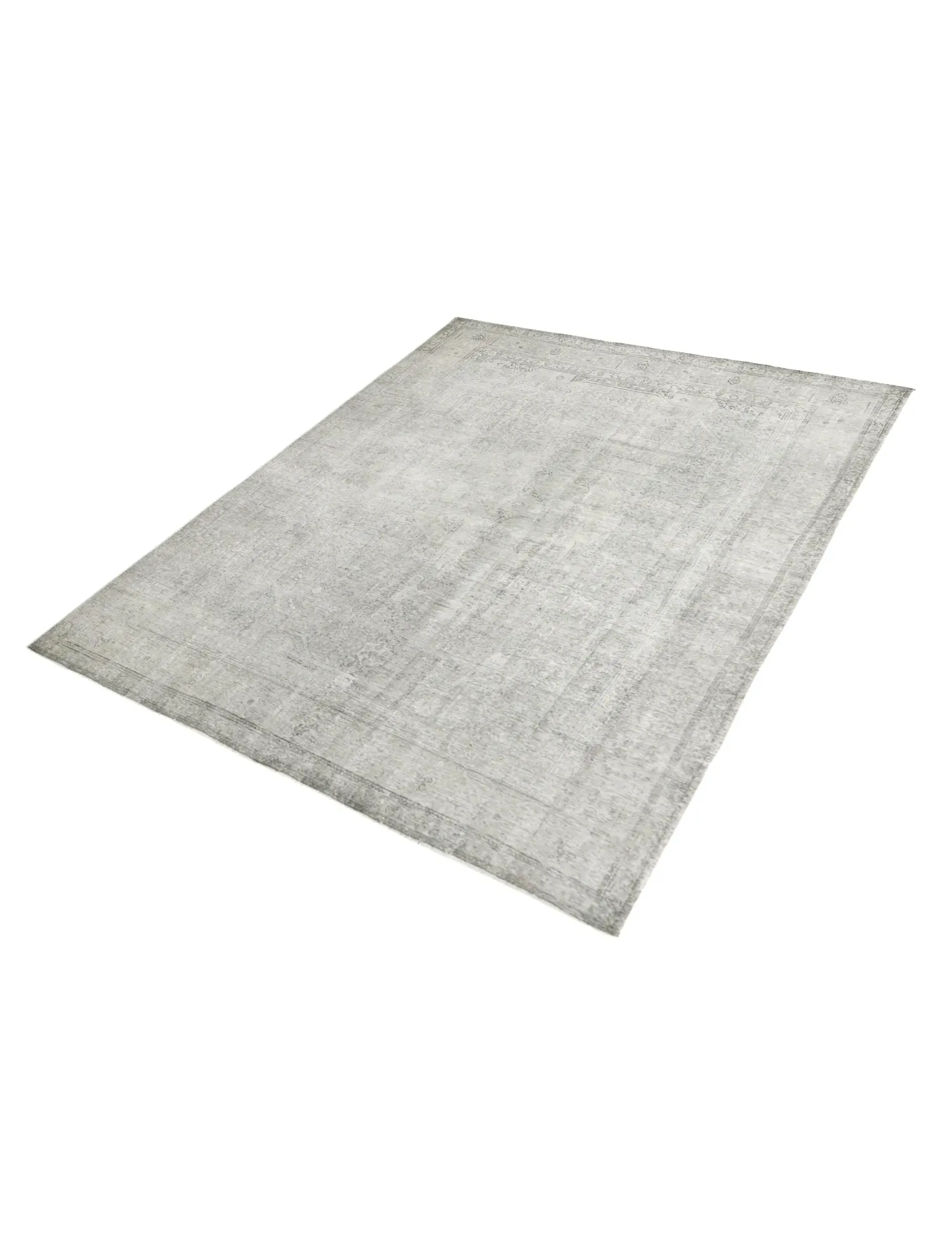 Persian Vintage    <br/>327 x 244 cm