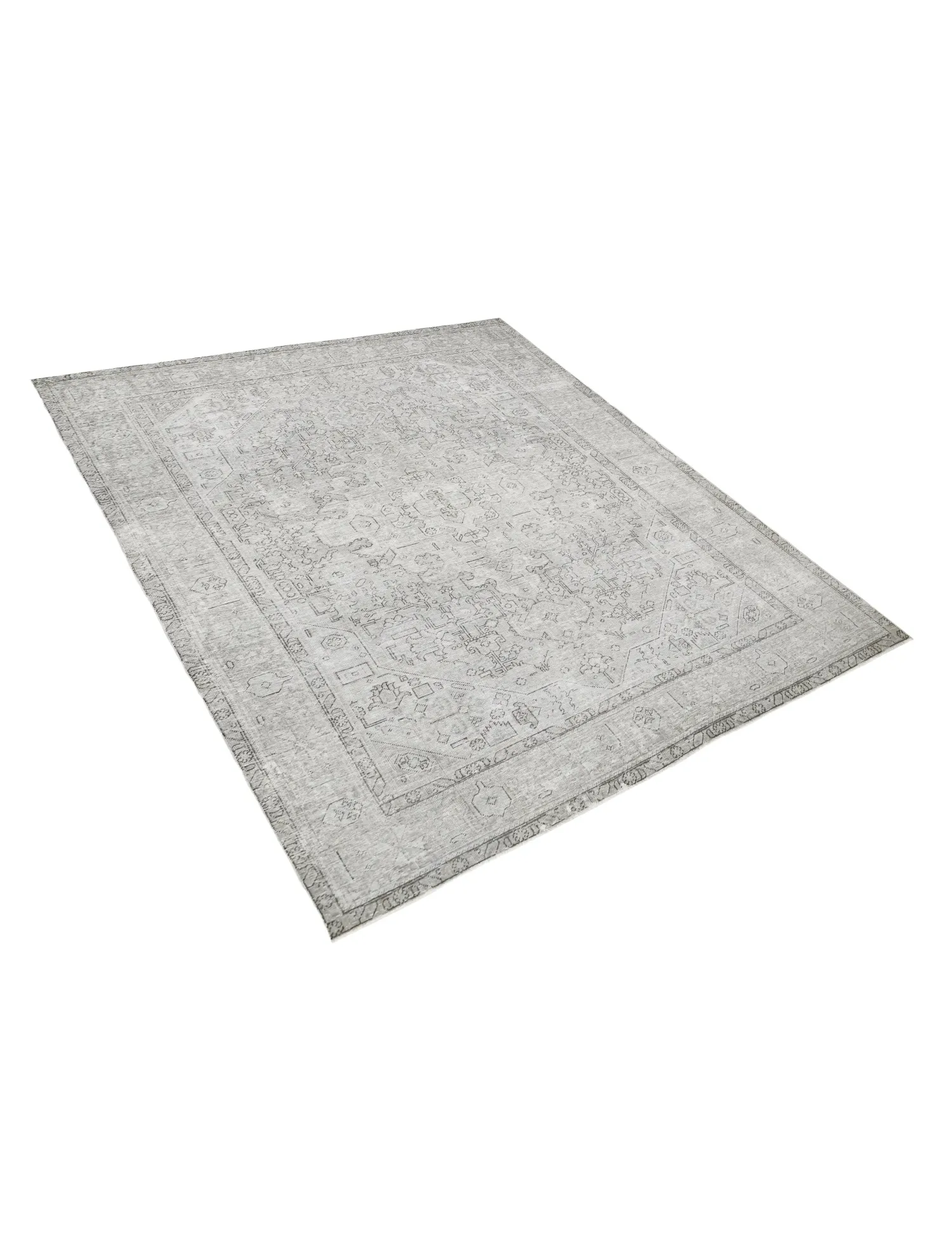 Persian Vintage    <br/>284 x 195 cm