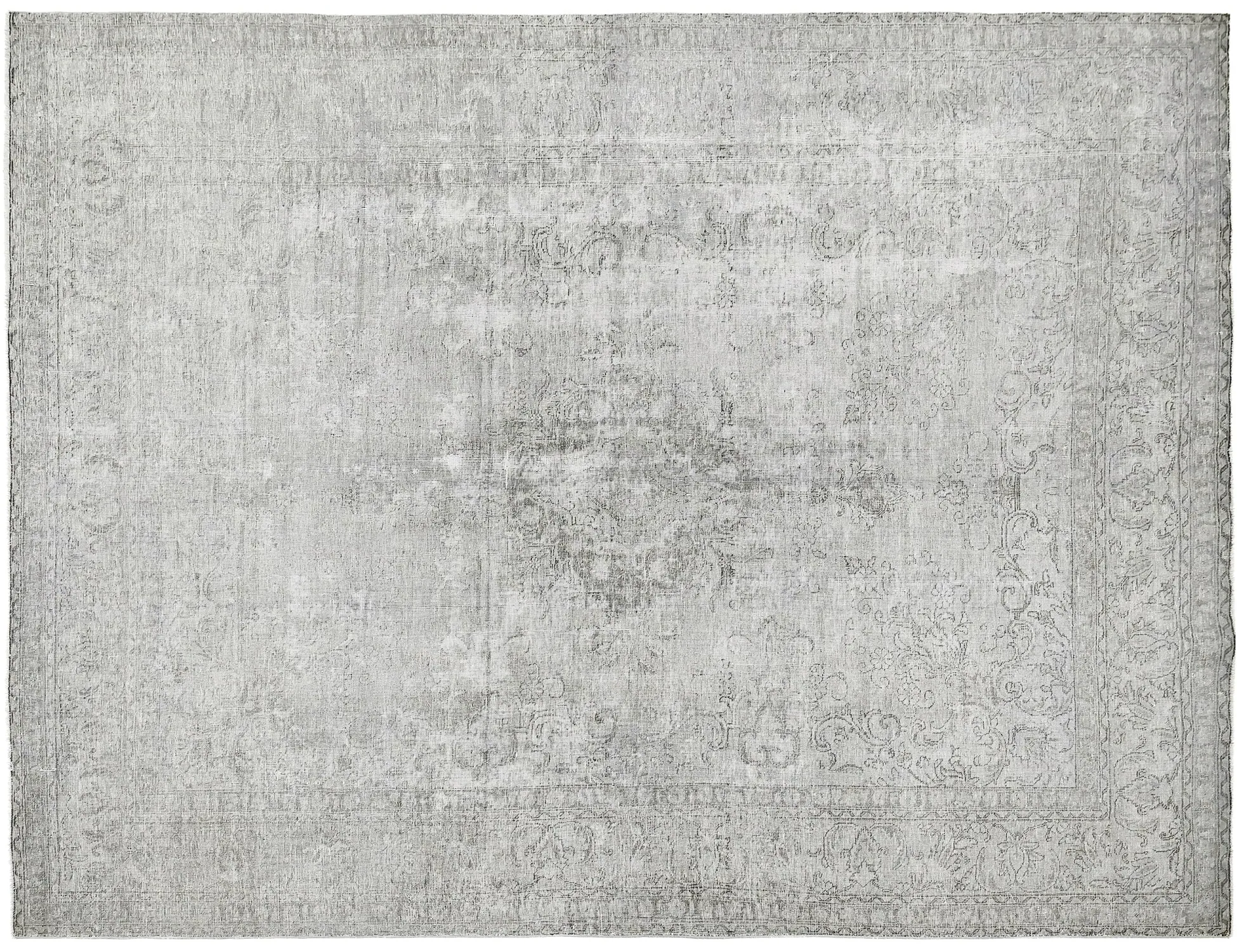Persian Vintage    <br/>336 x 262 cm