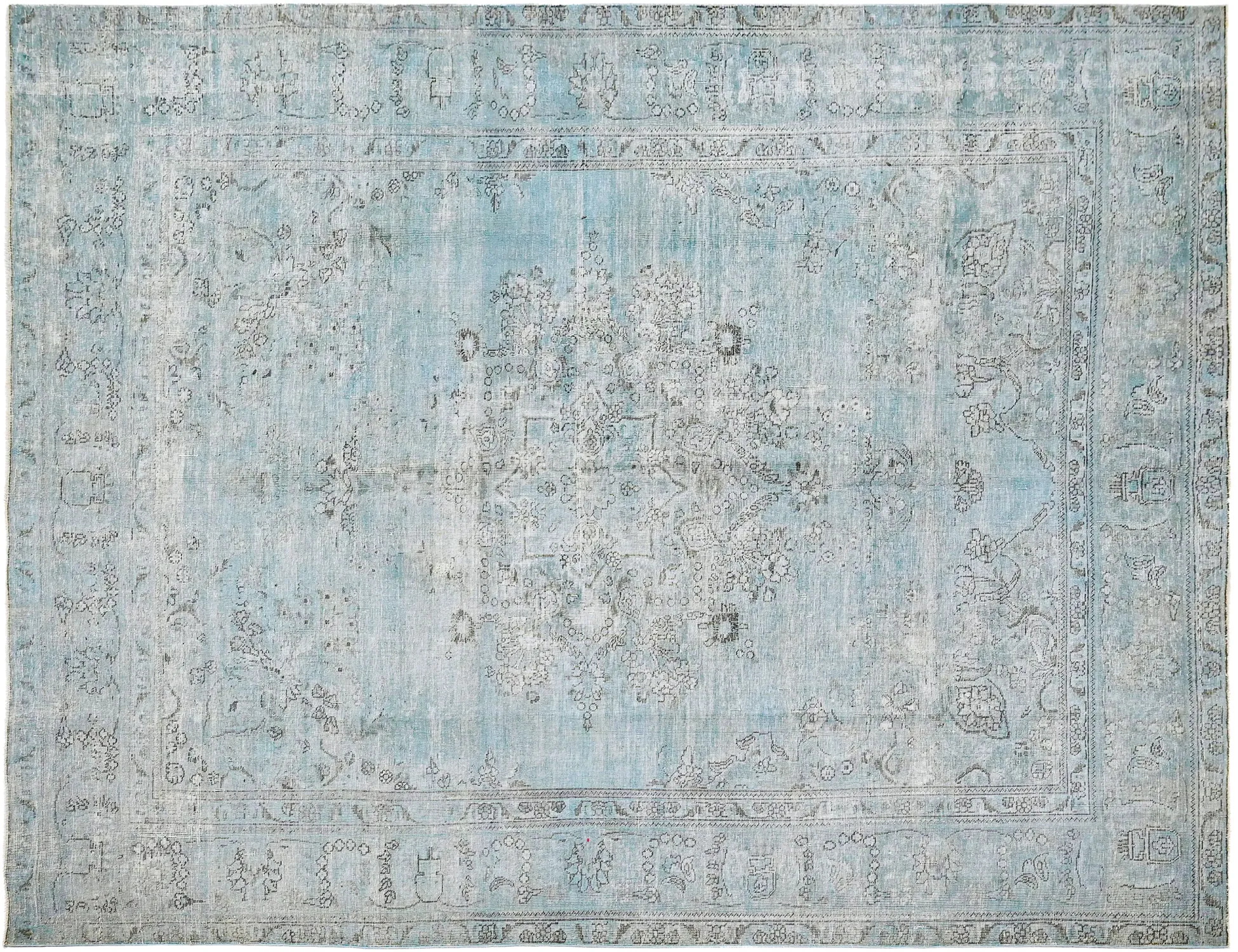 Persian Vintage    <br/>327 x 256 cm