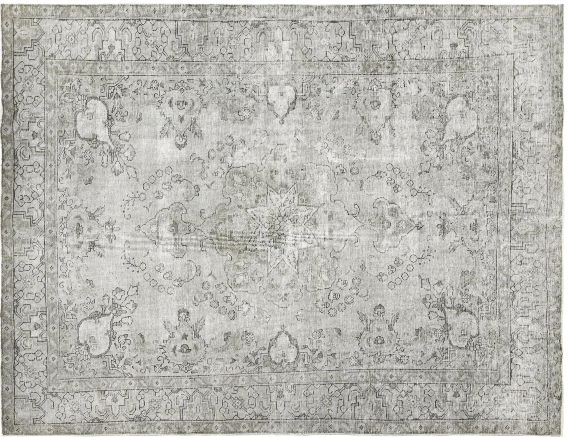 Persian Vintage    <br/>283 x 190 cm
