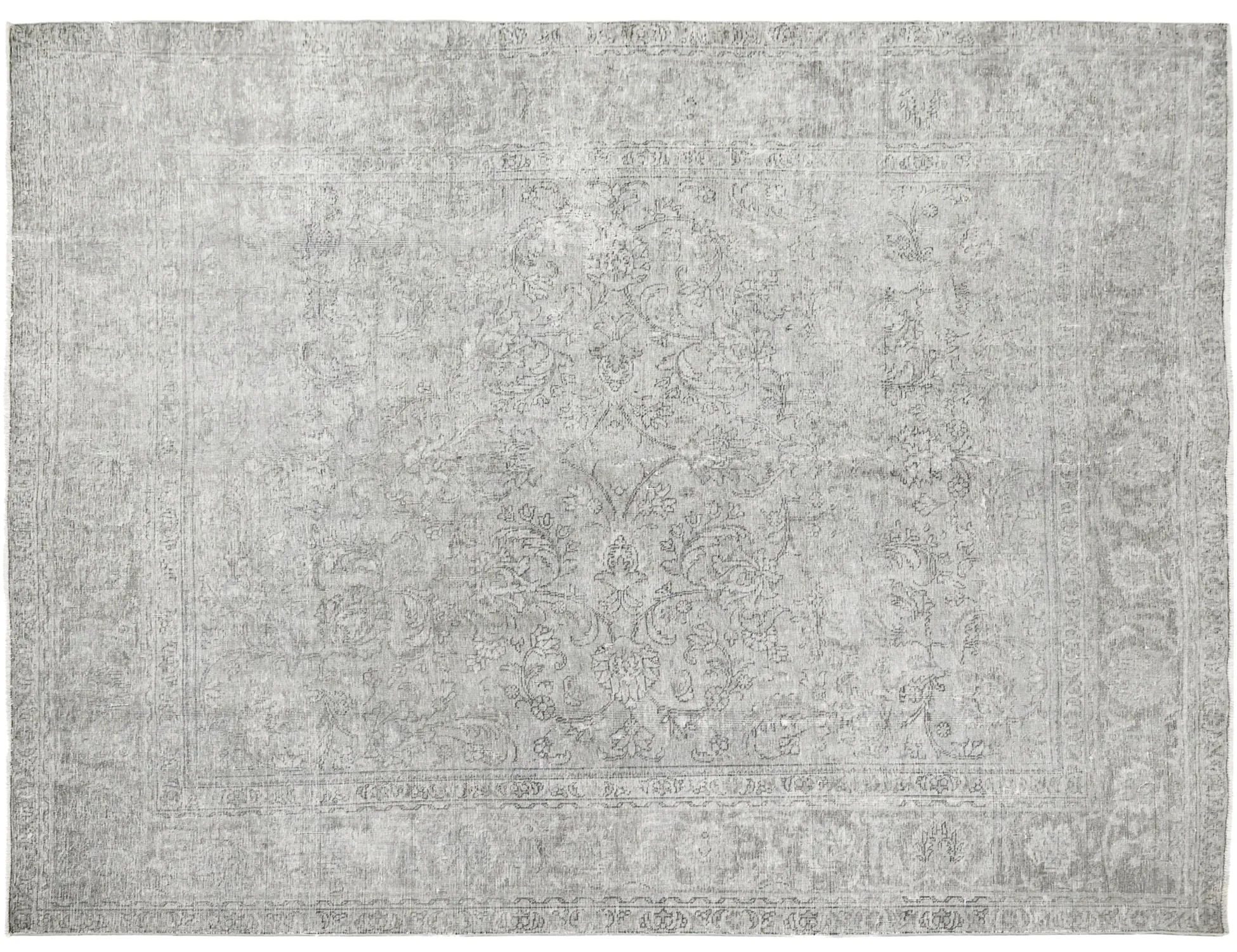 Persian Vintage    <br/>287 x 242 cm