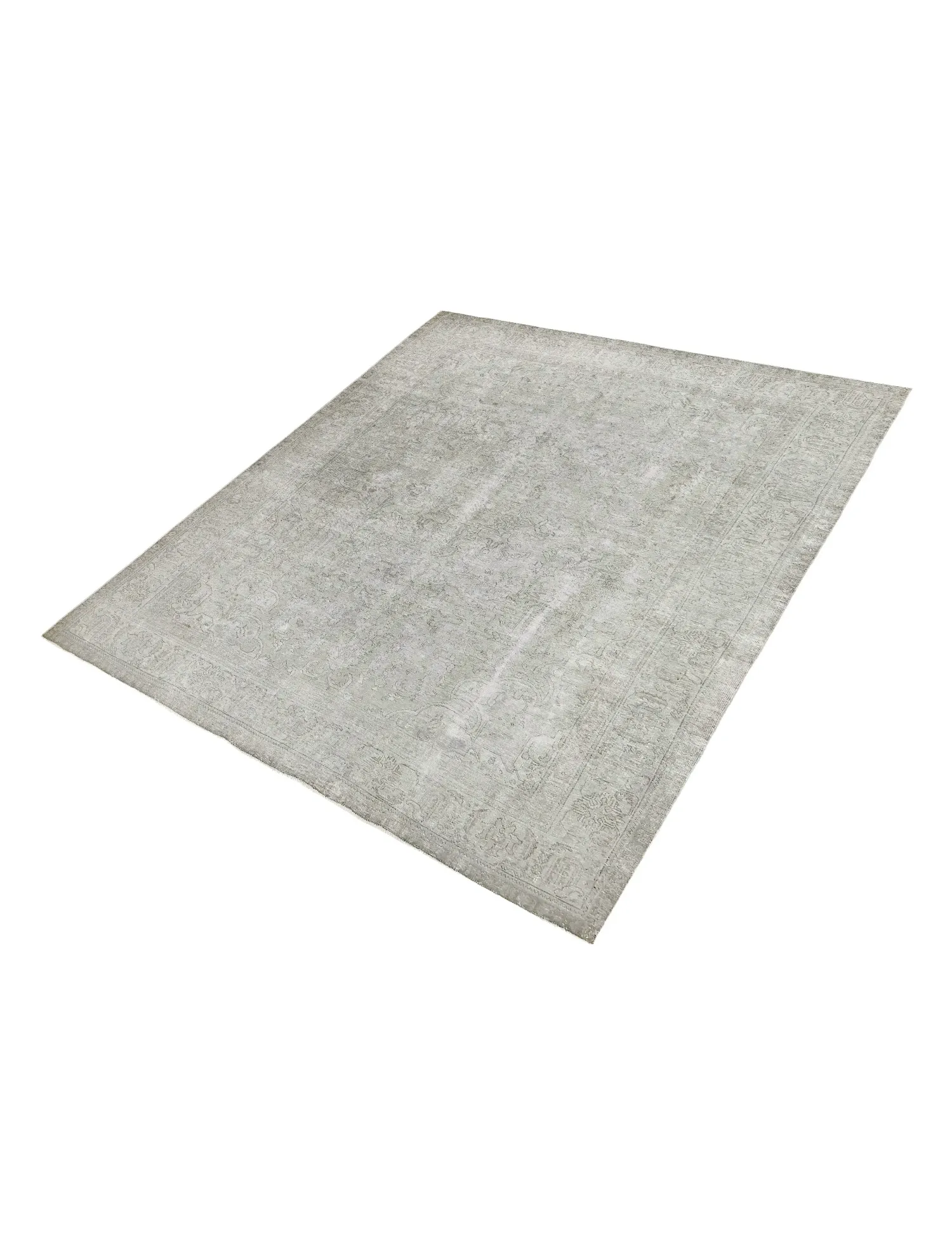 Persian Vintage    <br/>330 x 267 cm