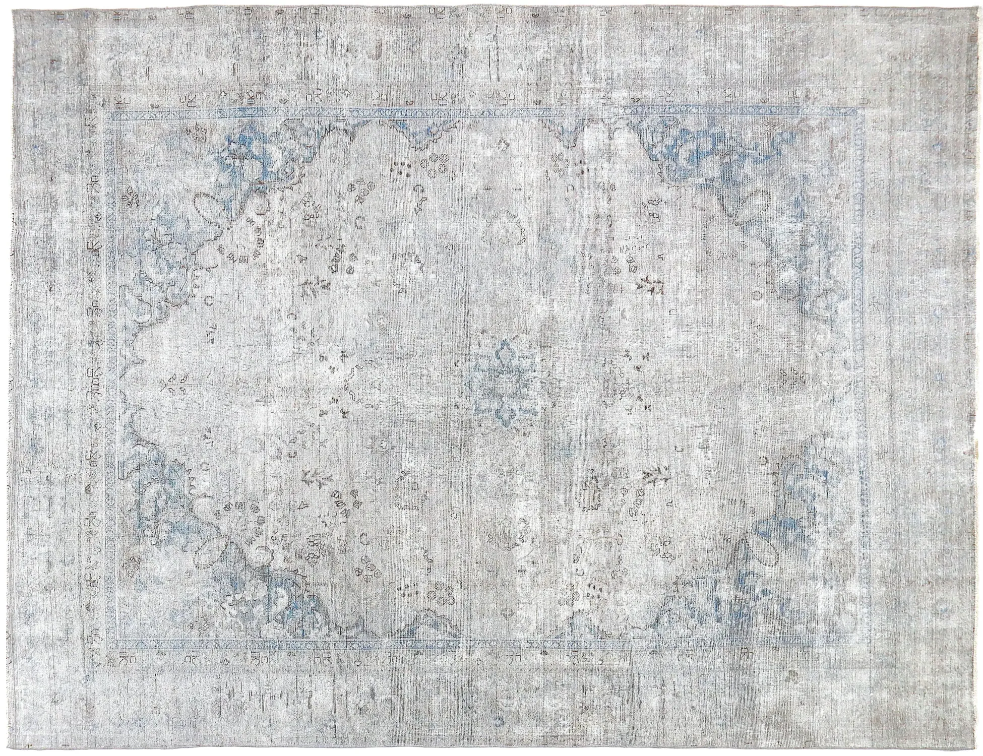 Persian Vintage    <br/>362 x 270 cm