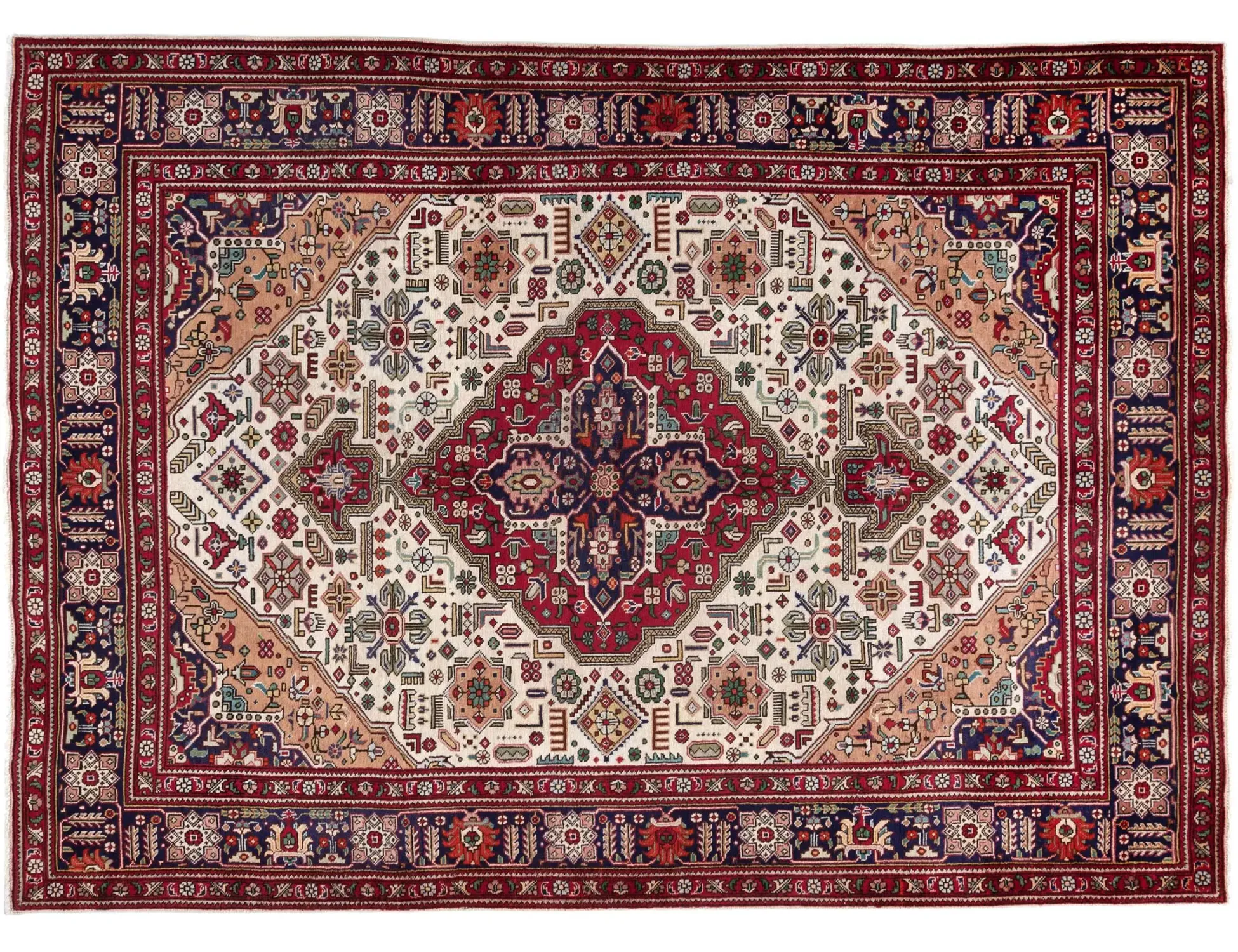 Tabriz    <br/>305 x 197 cm