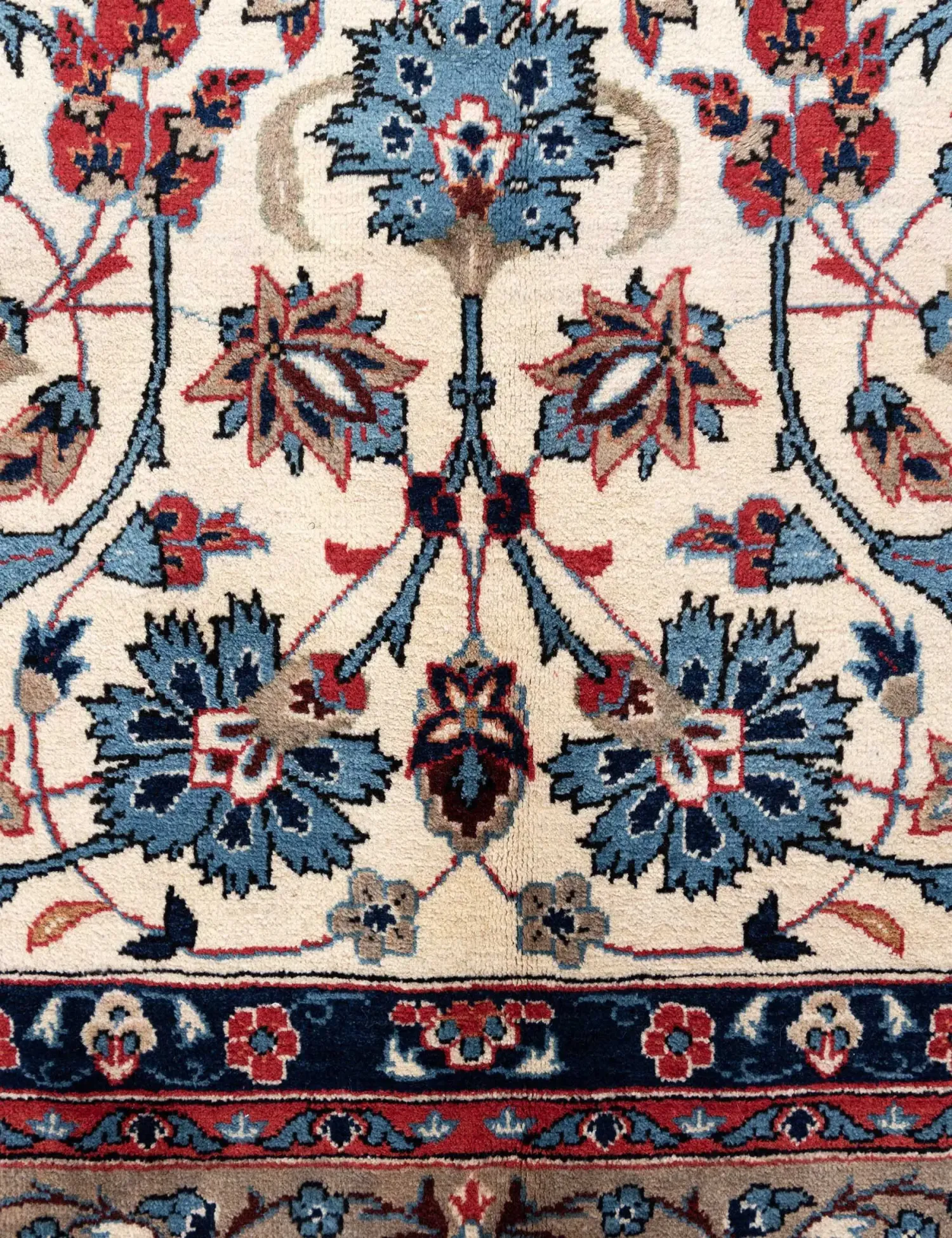 Persian Rug  <br/>313 x 198 cm