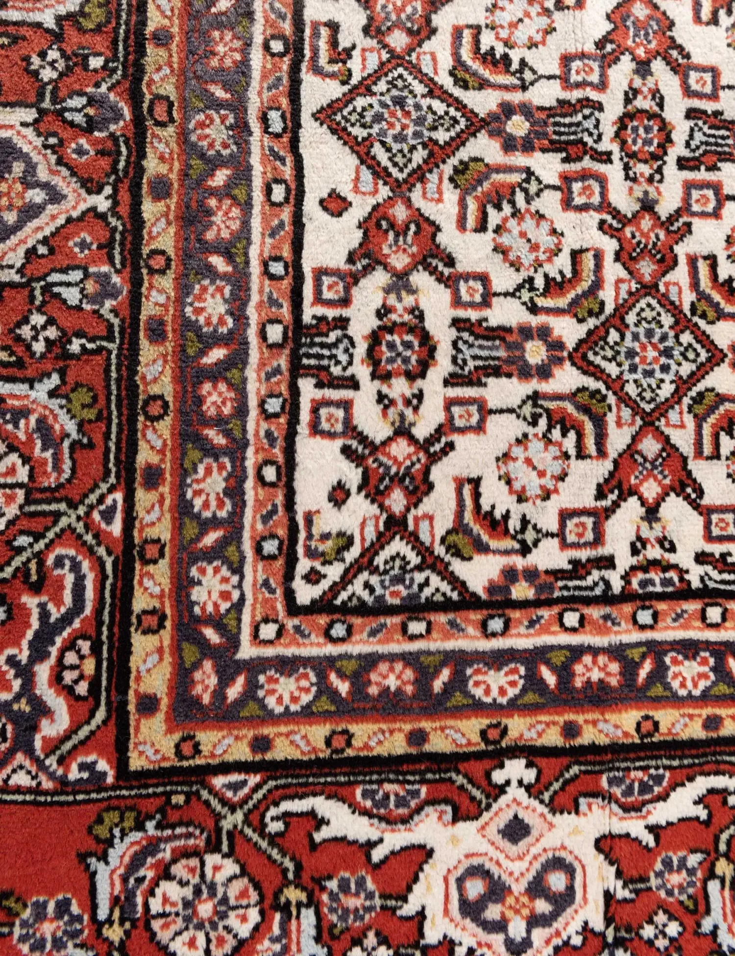 Persian Rug  <br/>300 x 205 cm