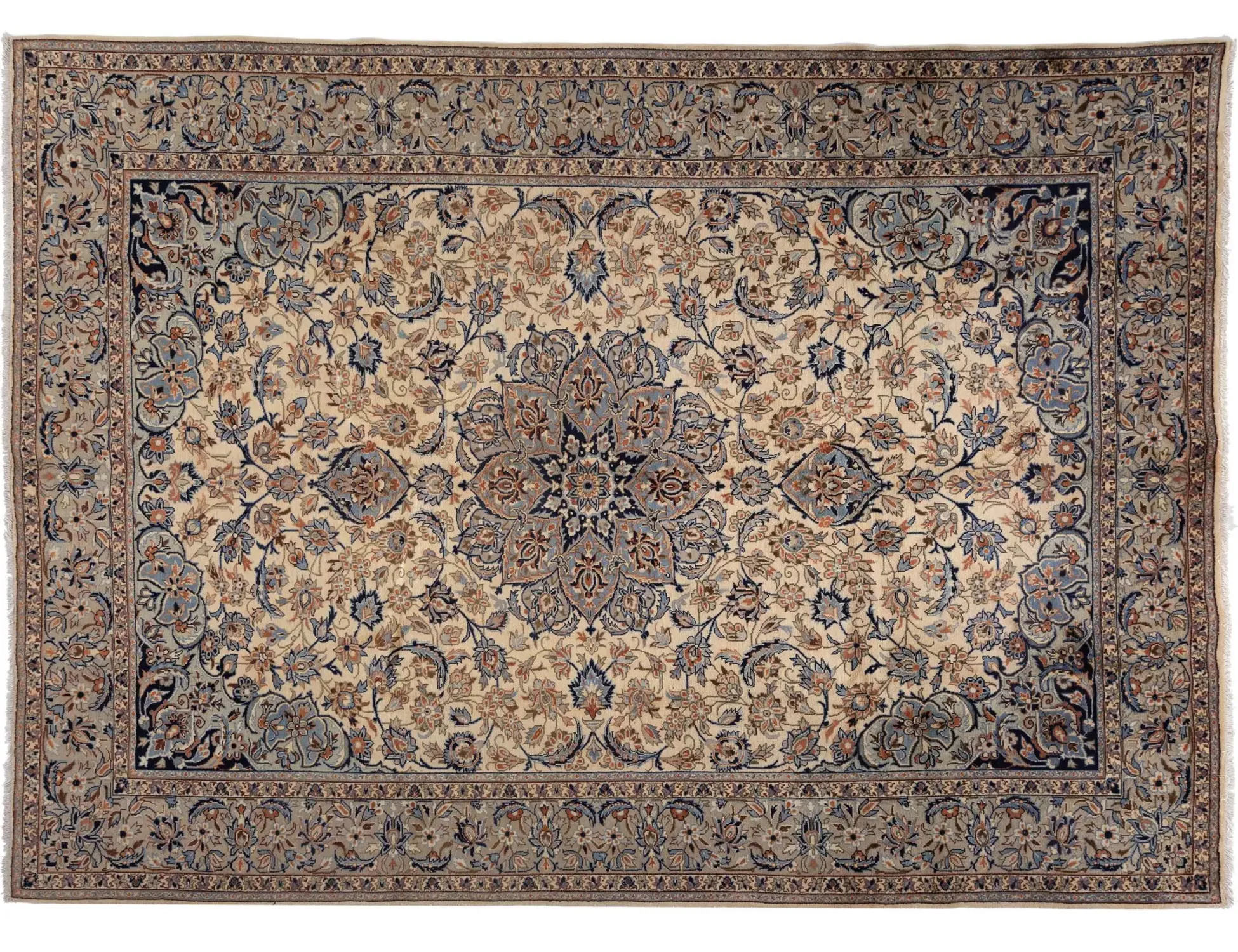 Kashan  <br/>372 x 276 cm
