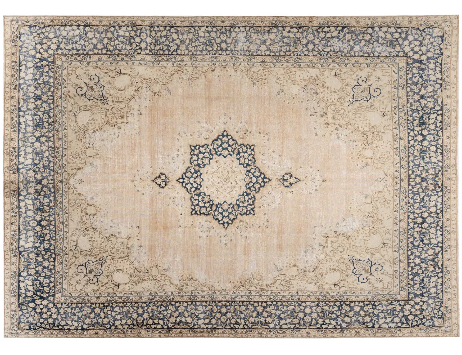 Persian Vintage    <br/>390 x 295 cm