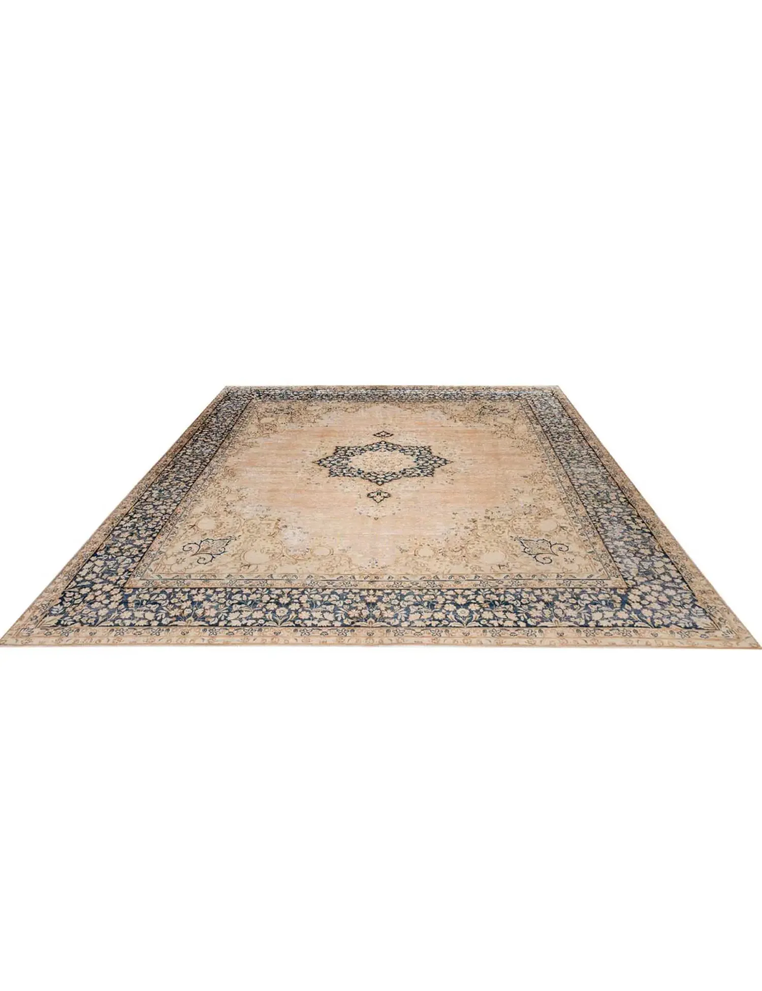 Persian Vintage    <br/>390 x 295 cm