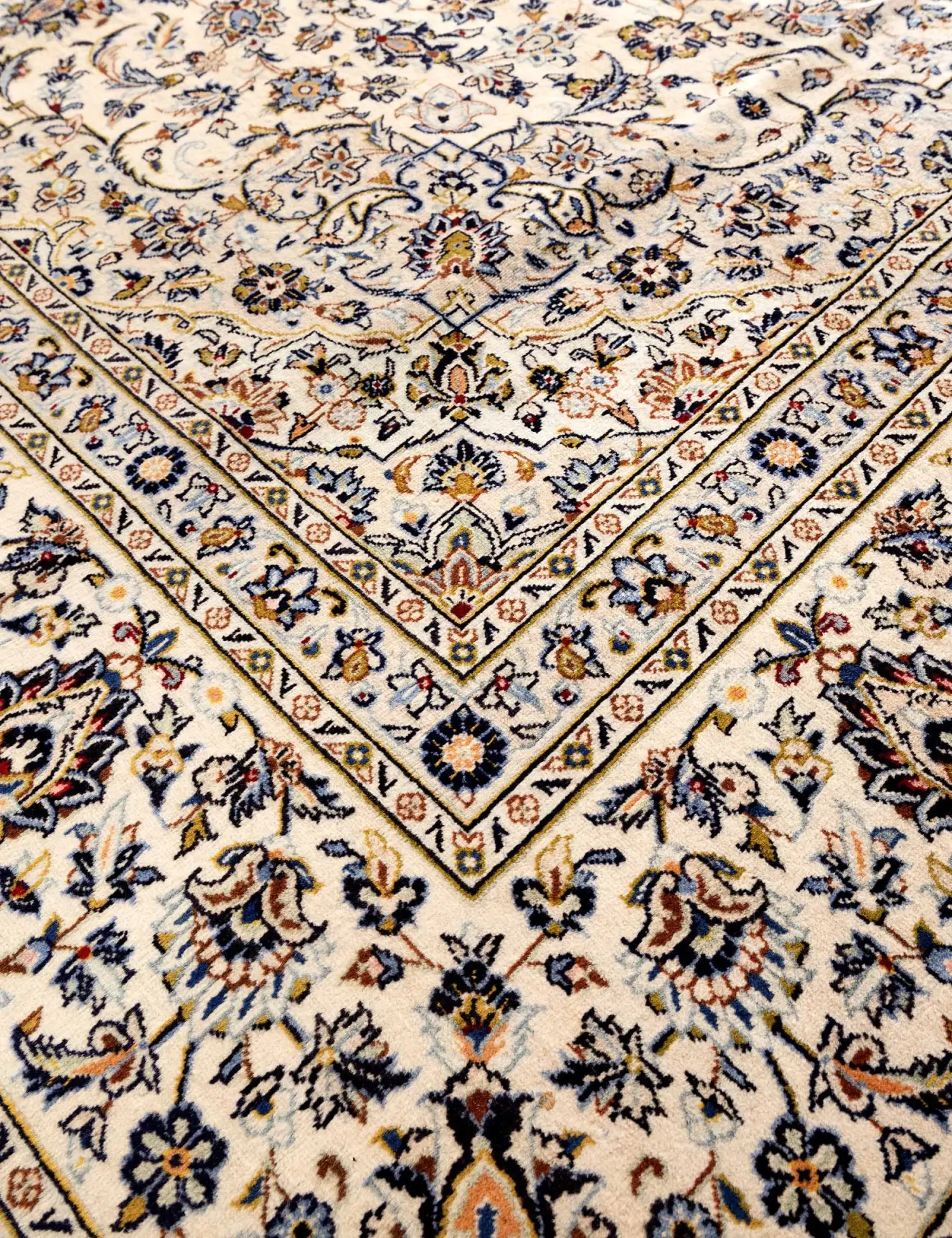 Kashan  <br/>405 x 293 cm