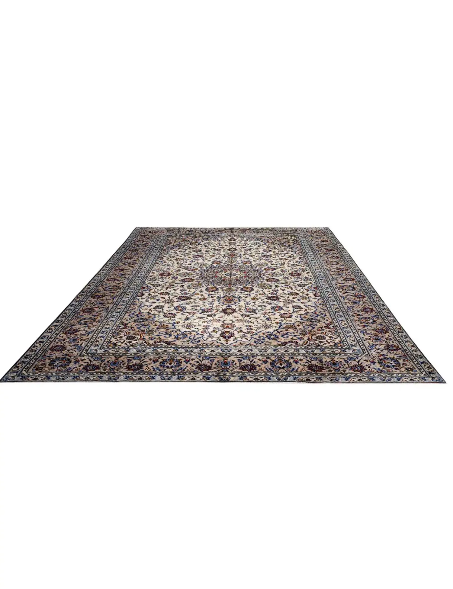 Kashan  <br/>344 x 240 cm