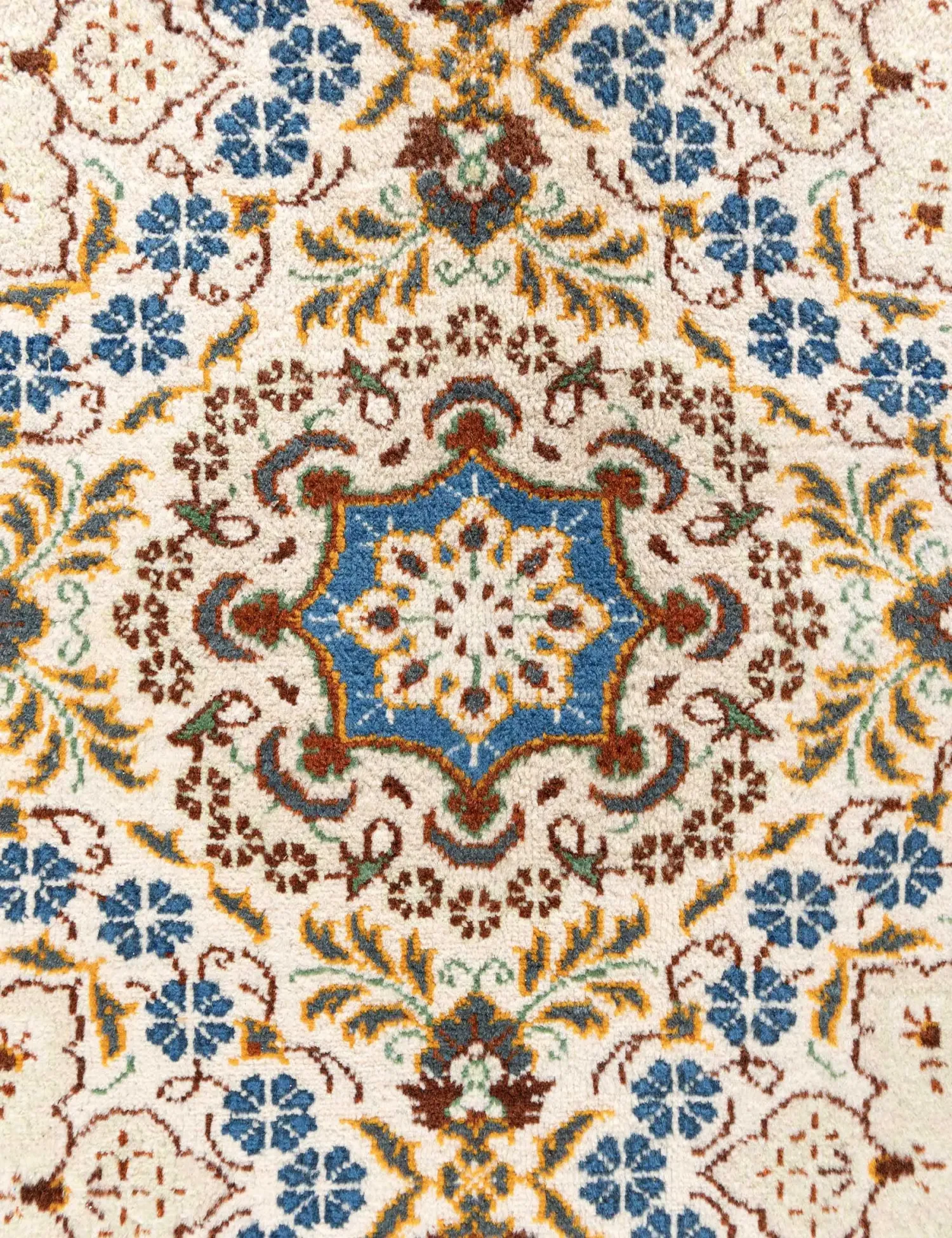 Hamadan Patina  <br/>389 x 303 cm