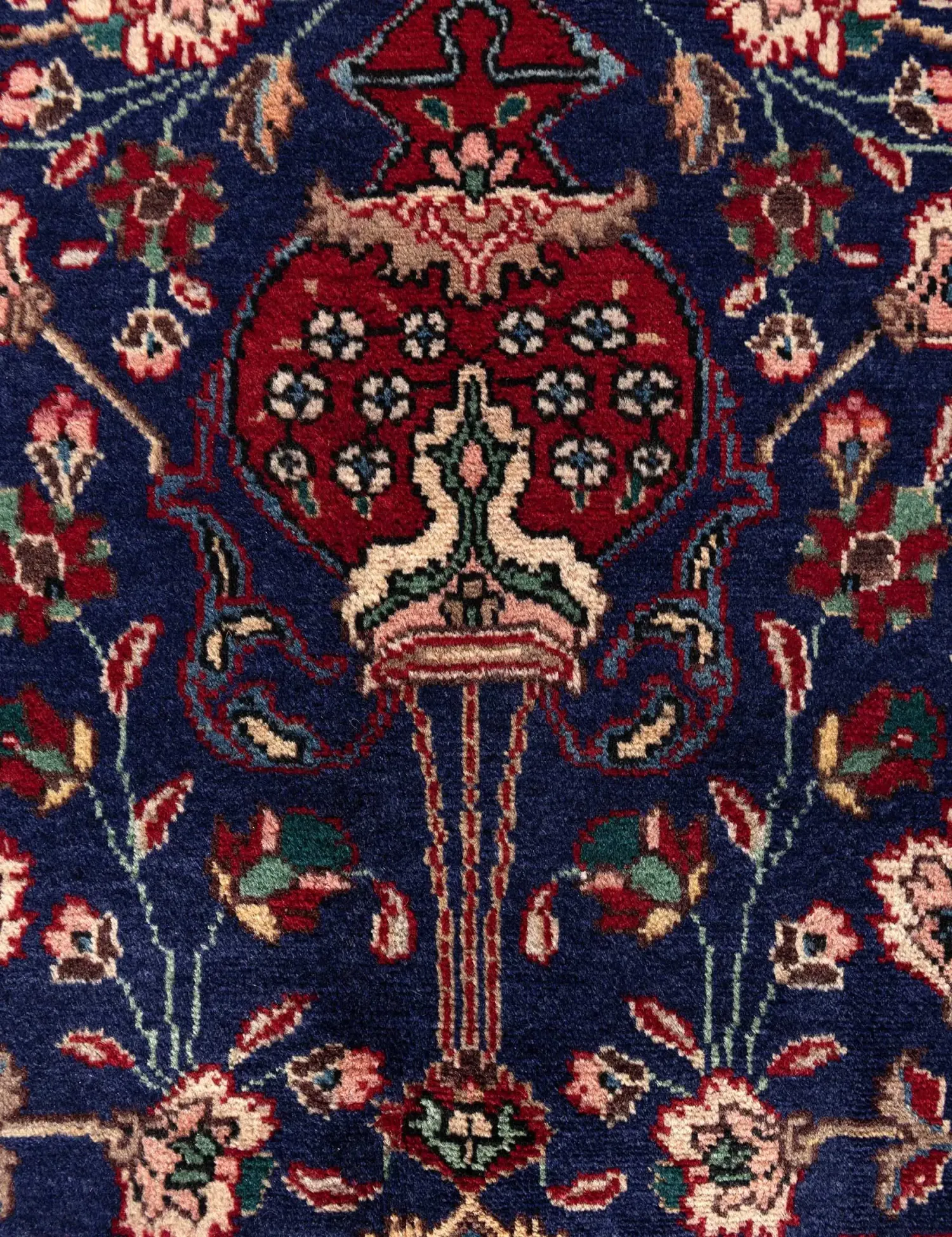 Persian Rug  <br/>389 x 300 cm