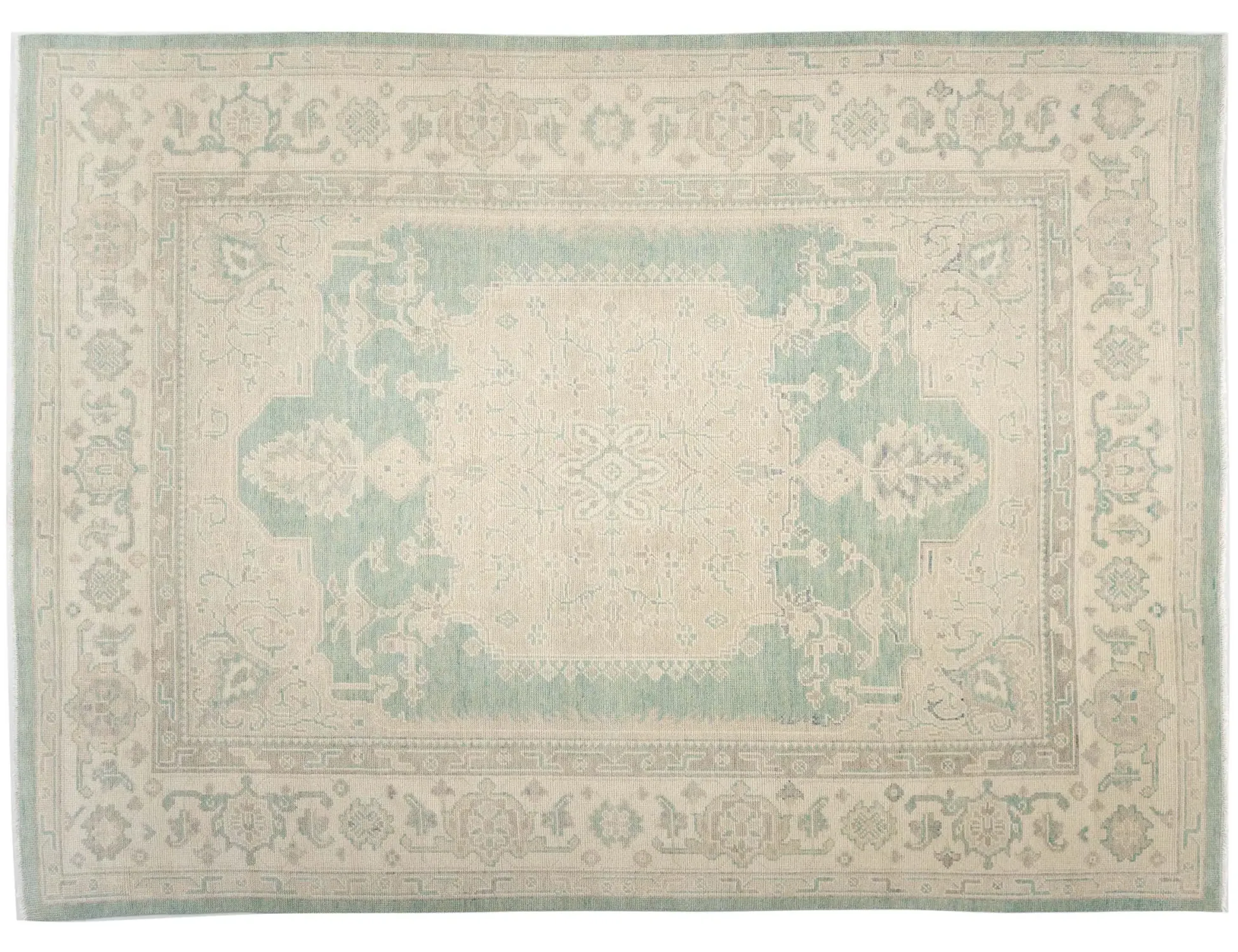 Oushak    <br/>364 x 271 cm