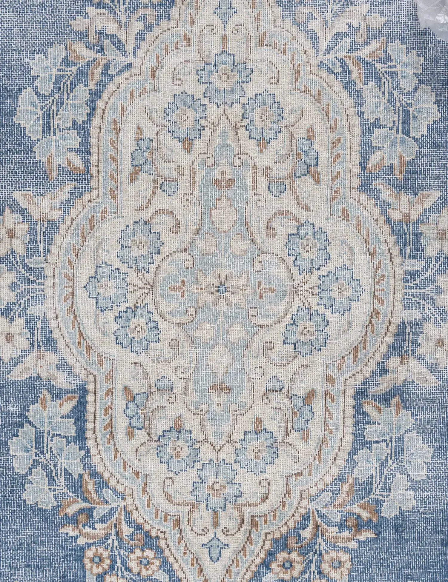Persian Vintage    <br/>392 x 268 cm