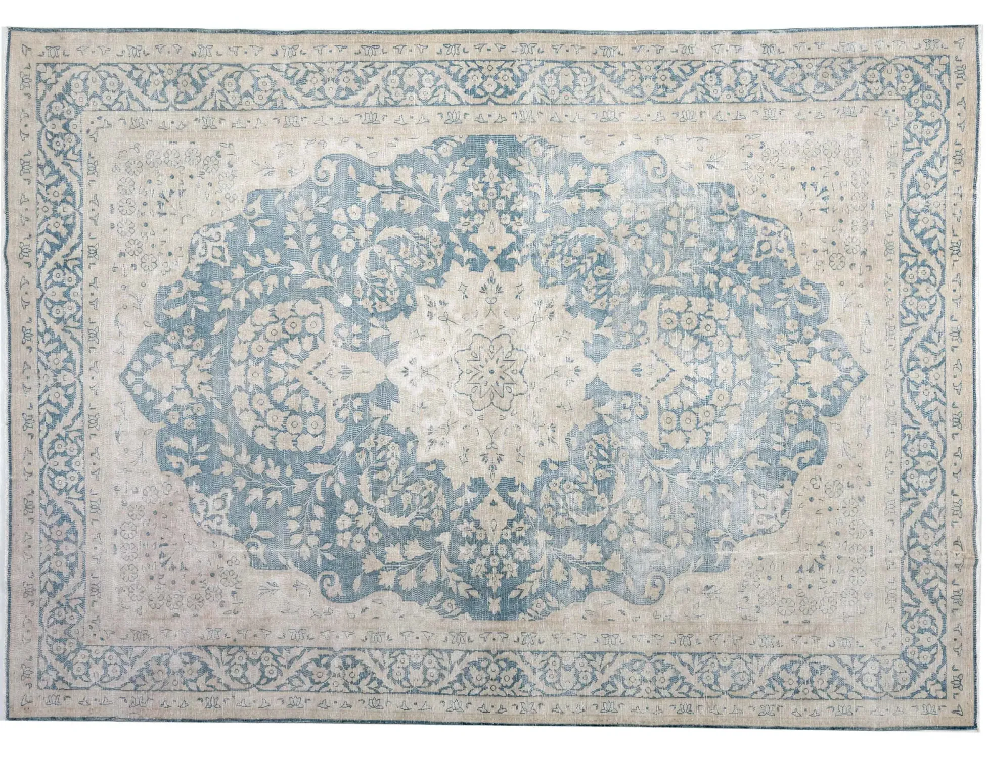 Persian Vintage    <br/>308 x 207 cm