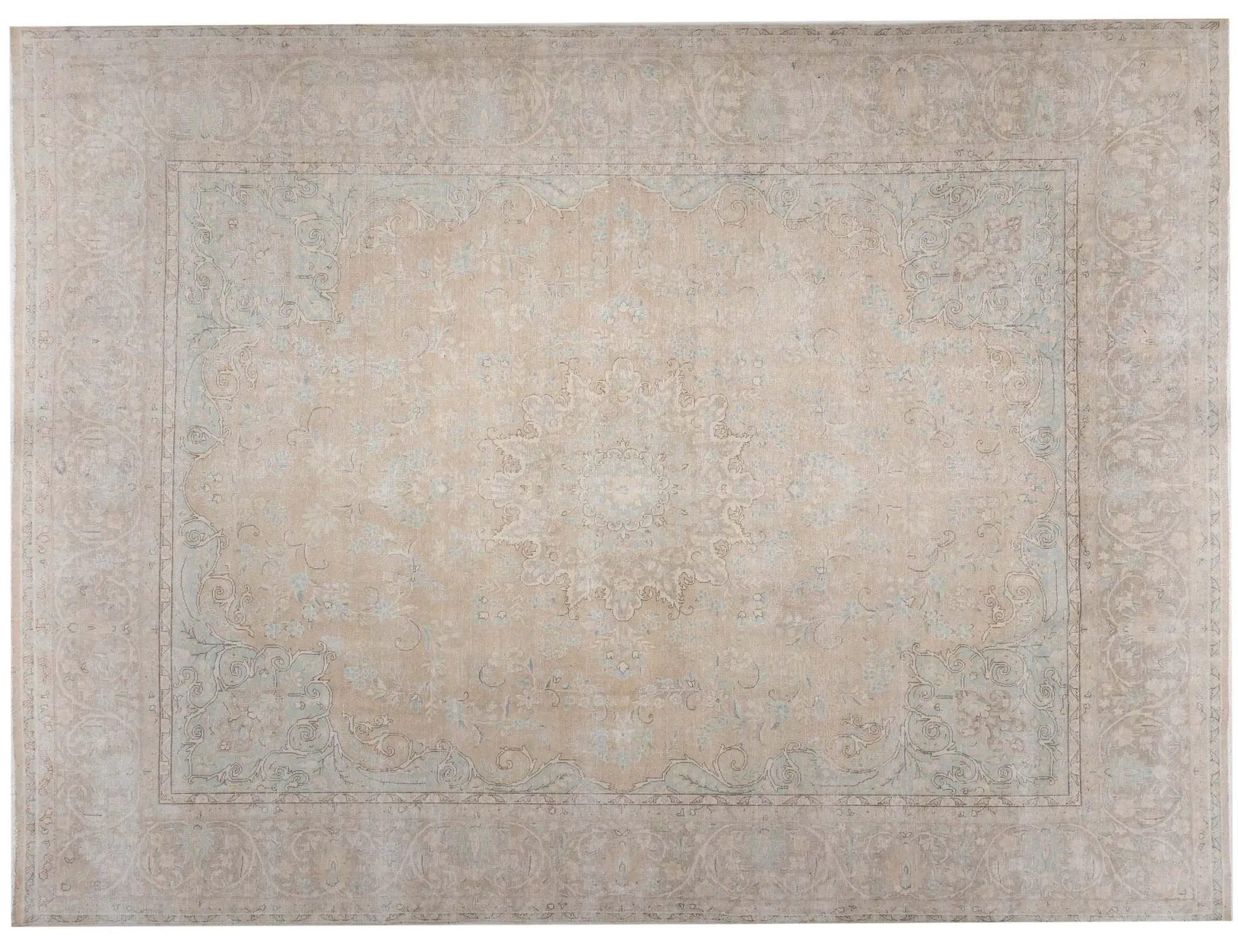 Persian Vintage    <br/>394 x 296 cm