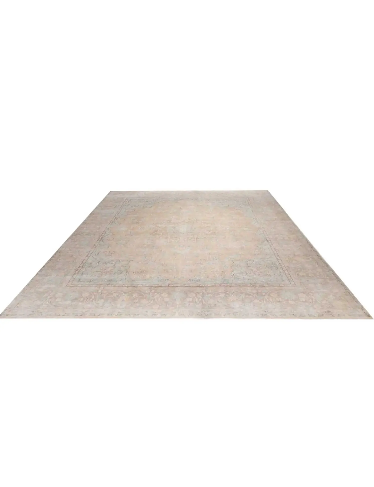 Persian Vintage    <br/>394 x 296 cm