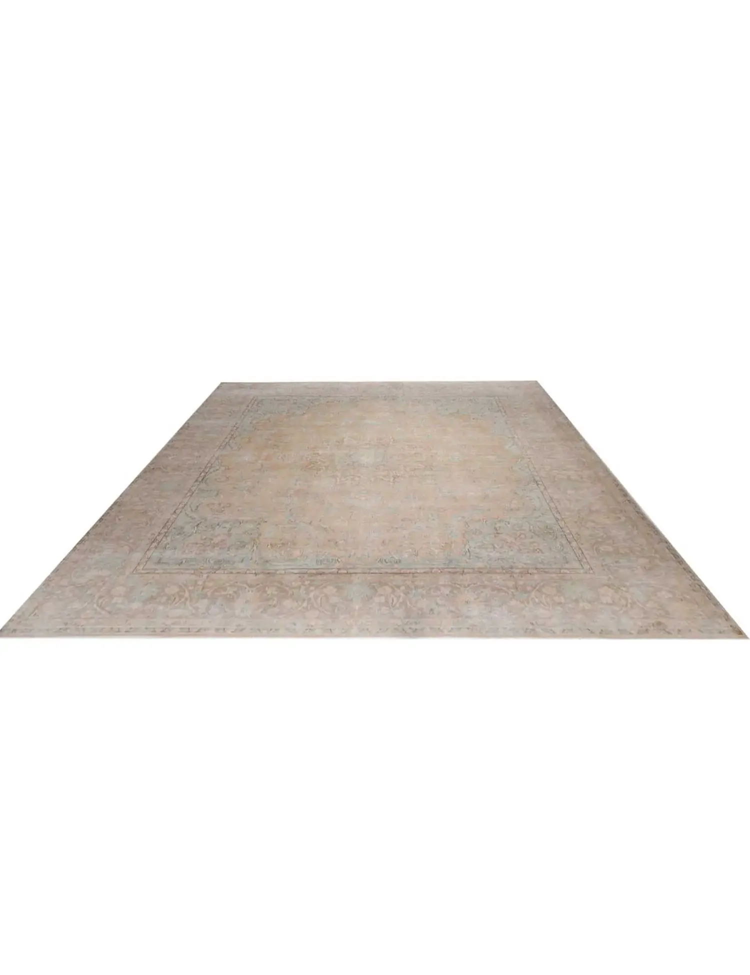 Persian Vintage    <br/>394 x 296 cm