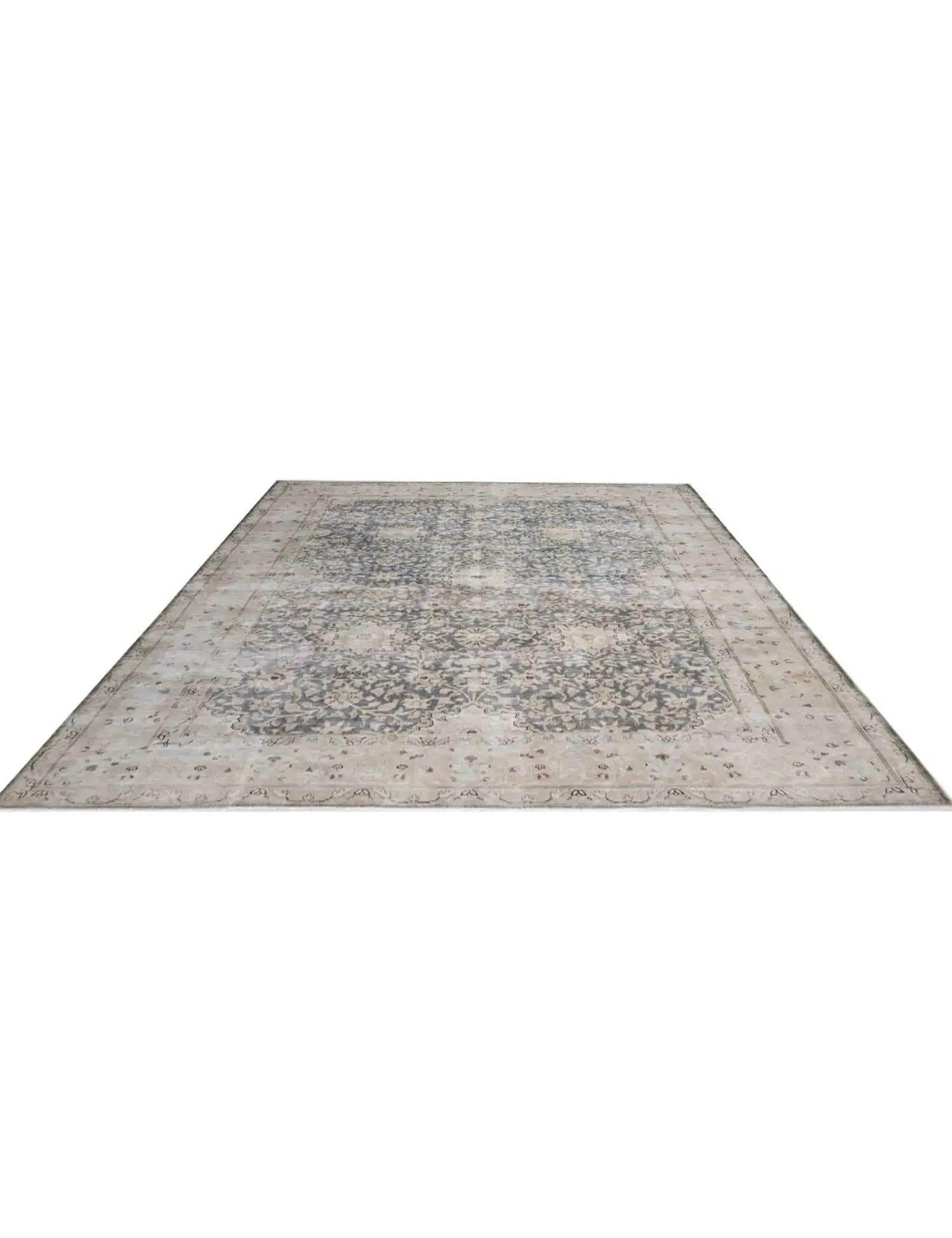 Persian Vintage    <br/>292 x 206 cm