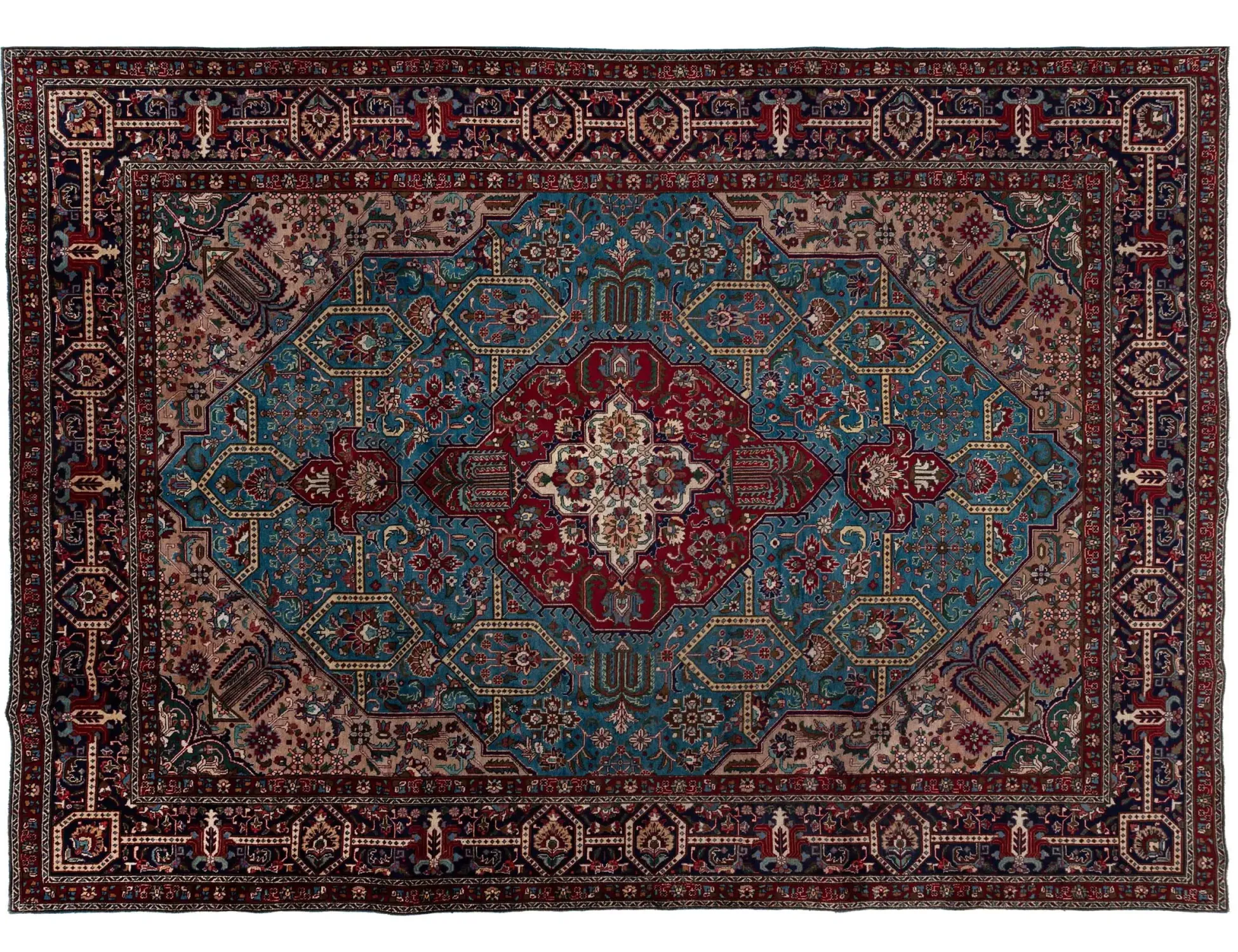 Tabriz Patina  <br/>390 x 309 cm