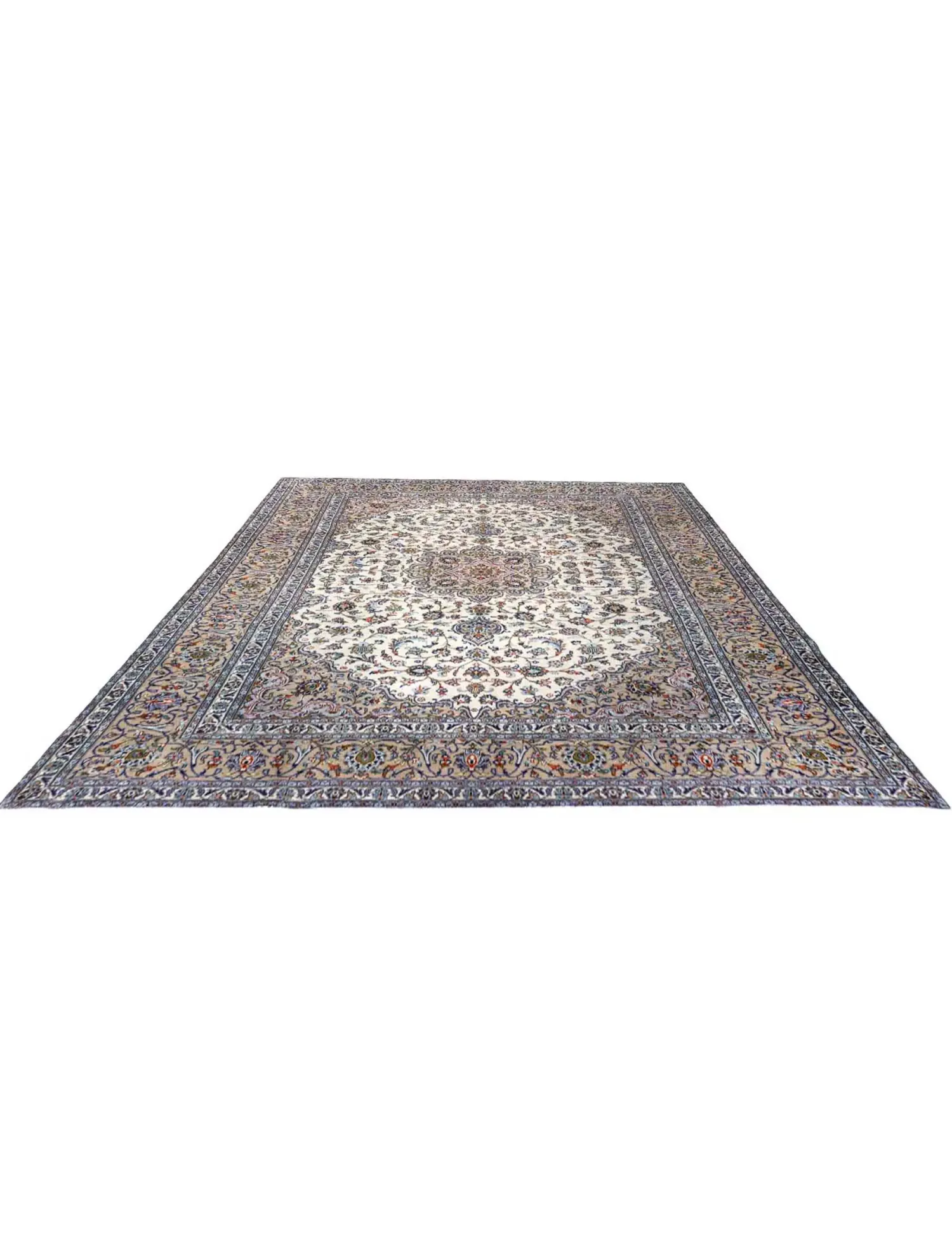 Ardakan Patina  <br/>389 x 279 cm