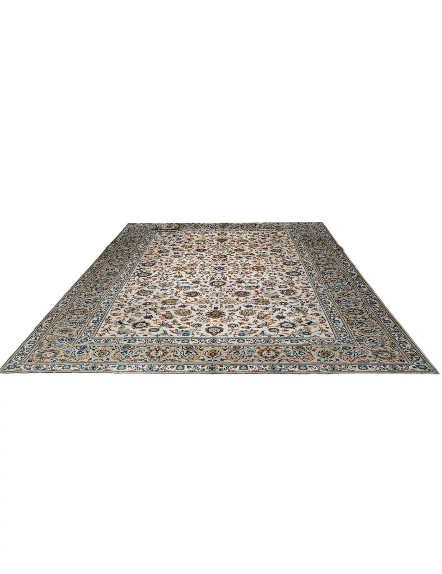 Ardakan Patina  <br/>392 x 276 cm