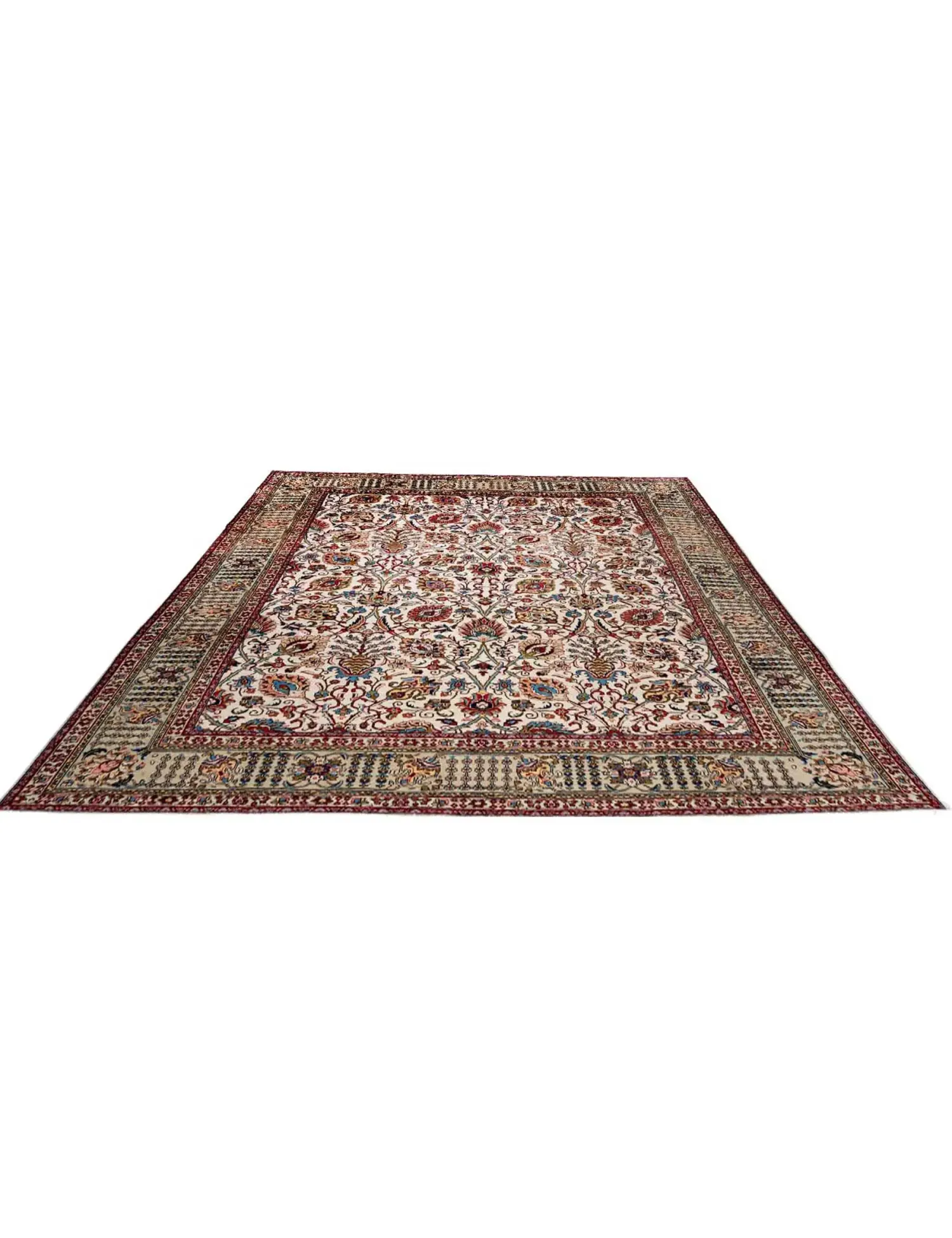 Tabriz Patina  <br/>376 x 296 cm