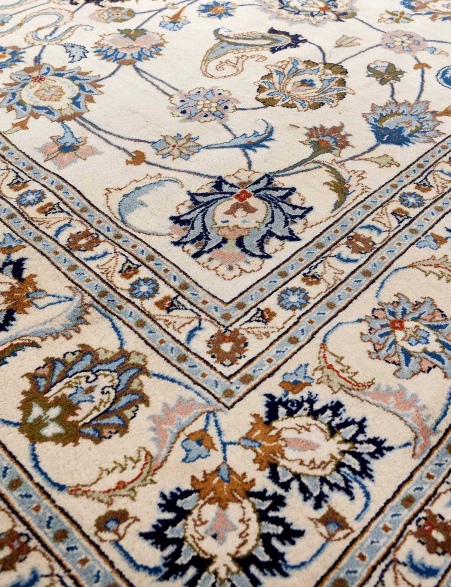 Kashmar Patina  <br/>316 x 240 cm