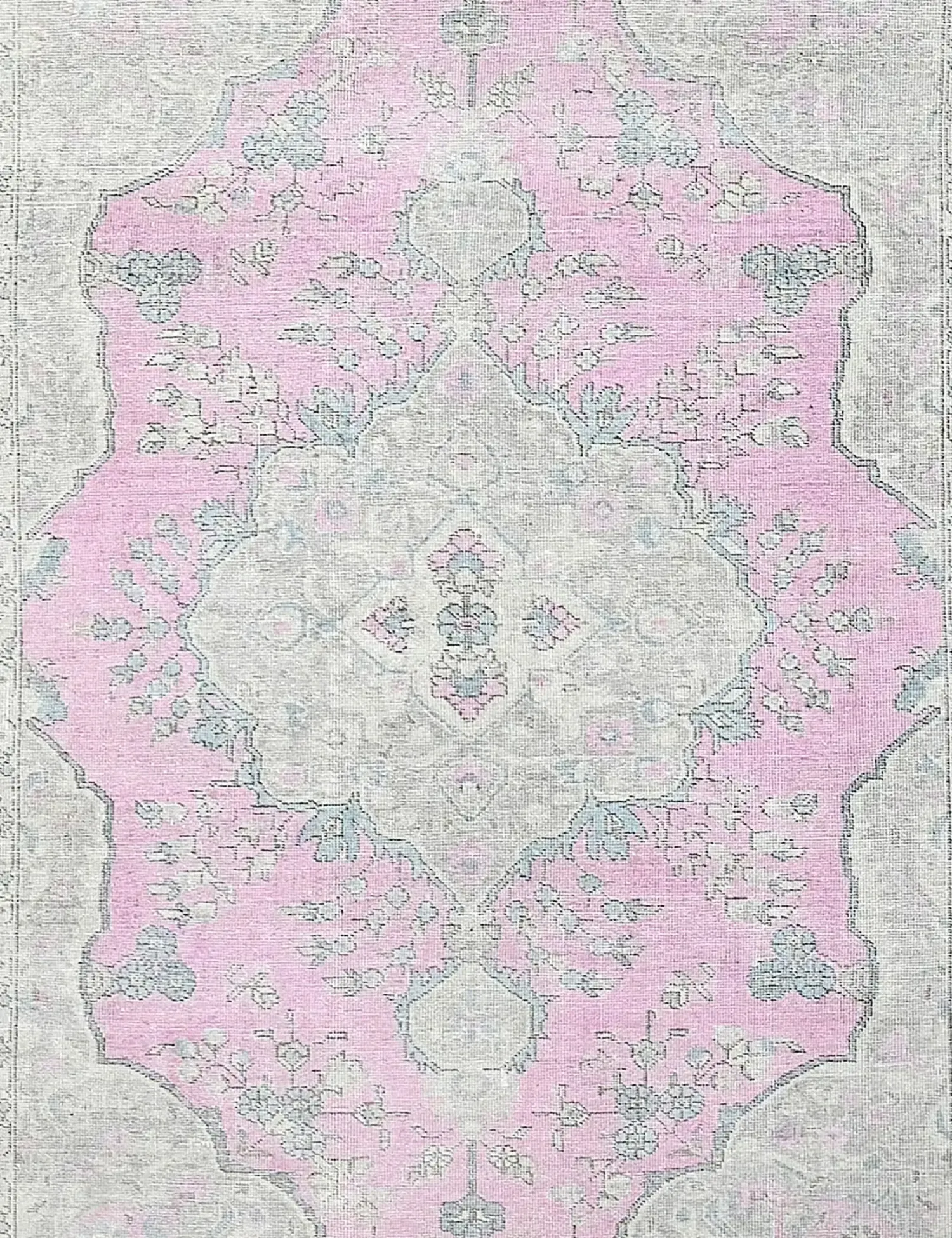 Persian Vintage    <br/>250 x 196 cm