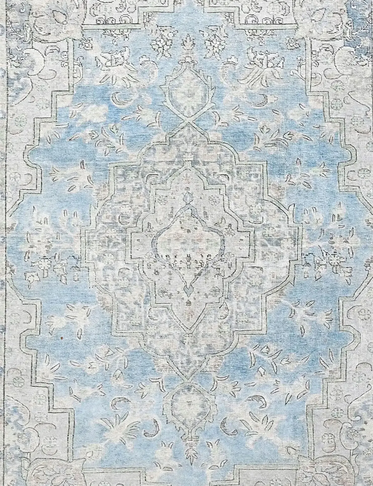 Persian Vintage    <br/>250 x 199 cm