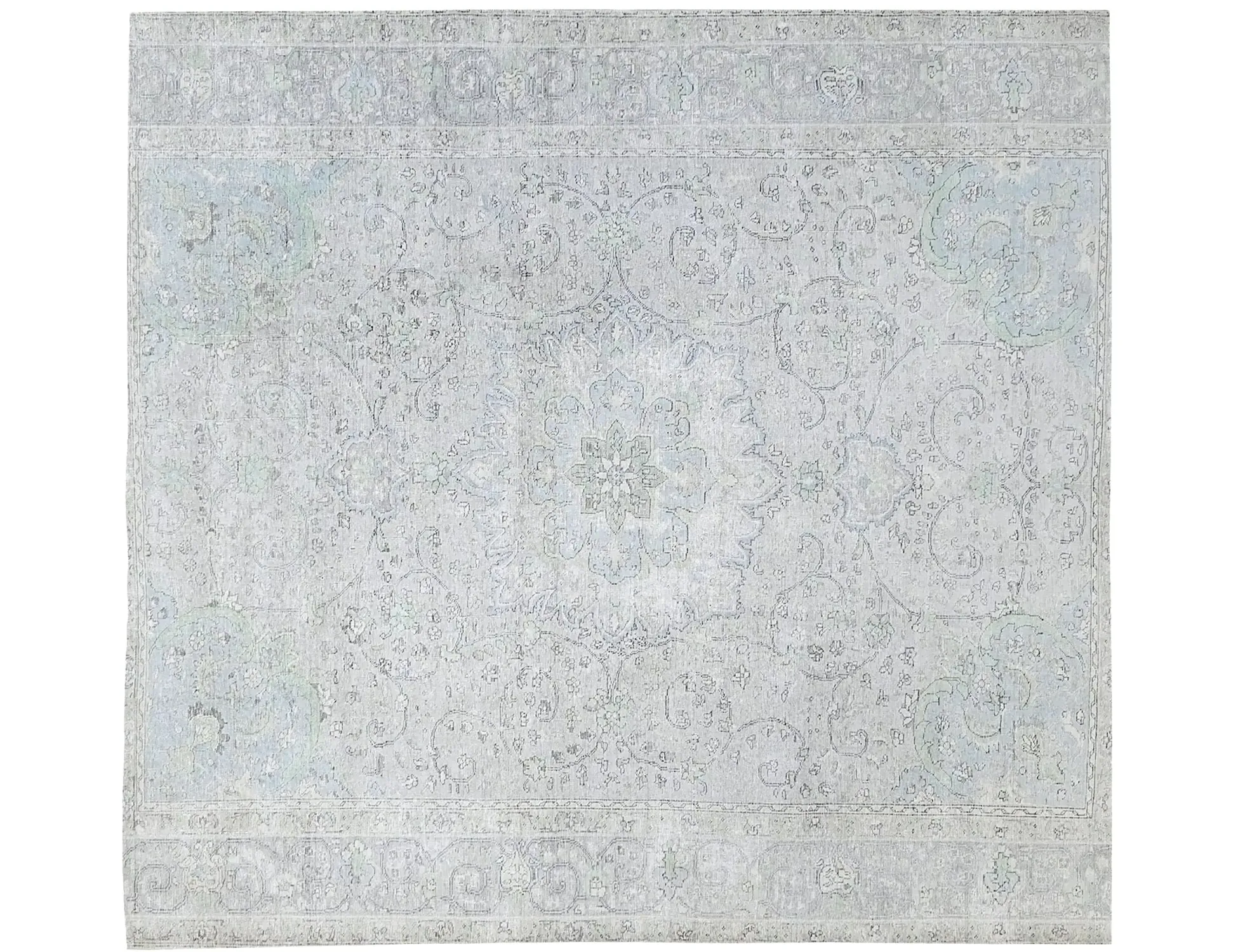 Persian Vintage    <br/>244 x 244 cm